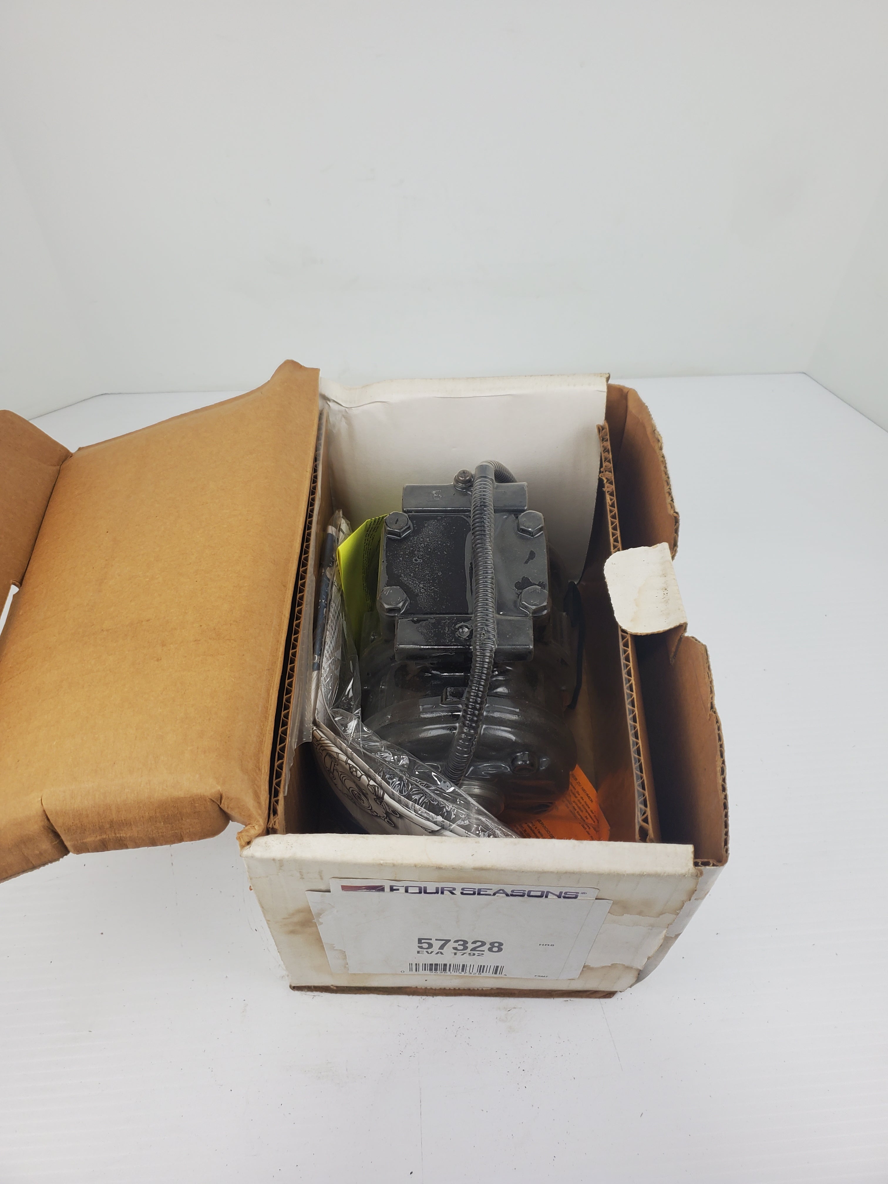 Four Seasons 57328 Compressor Remanufactured