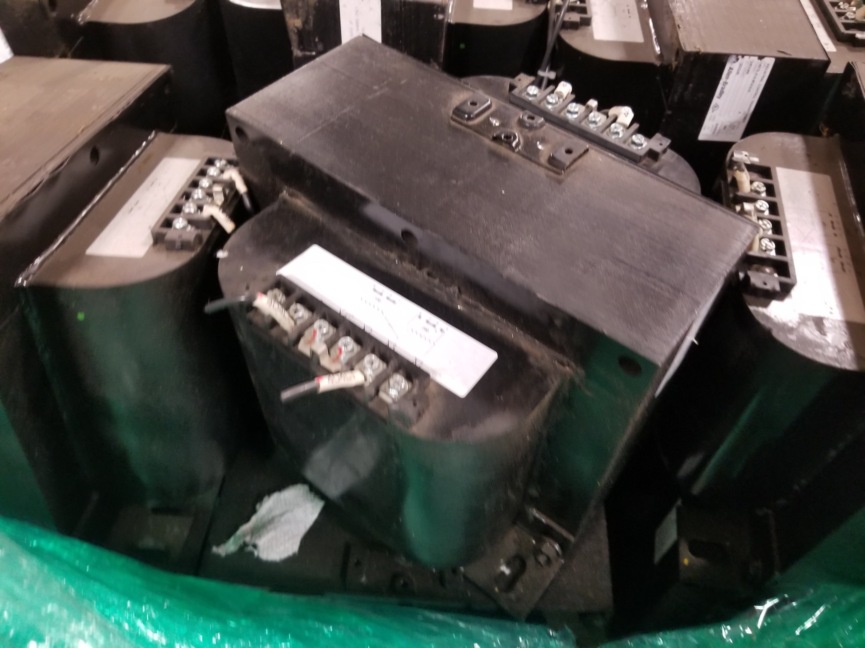 Allen-Bradley 1497B-A14-M14-0-N Transformer 240X480 3kVA