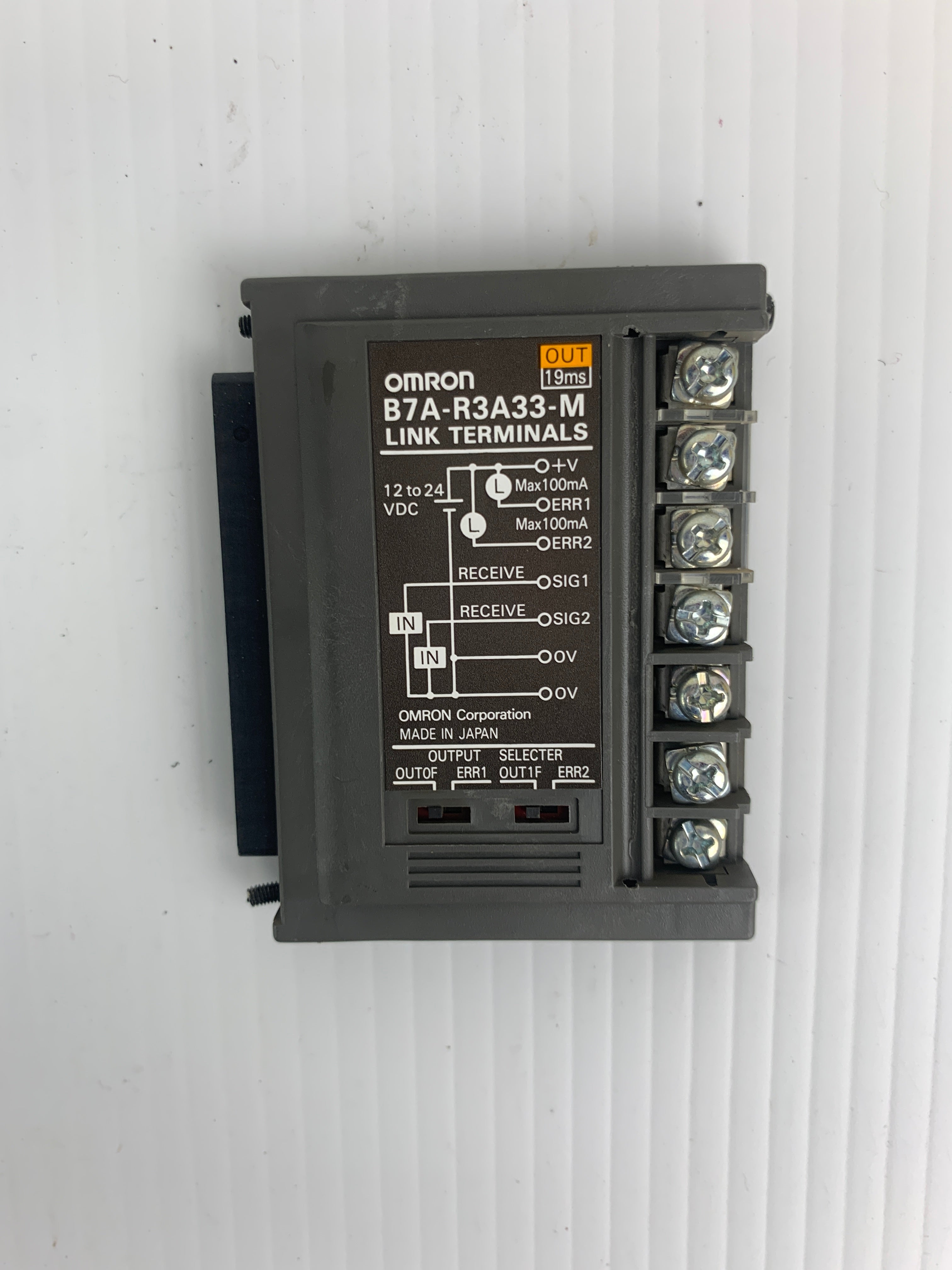Omron Link Terminal B7A-R3A33-M