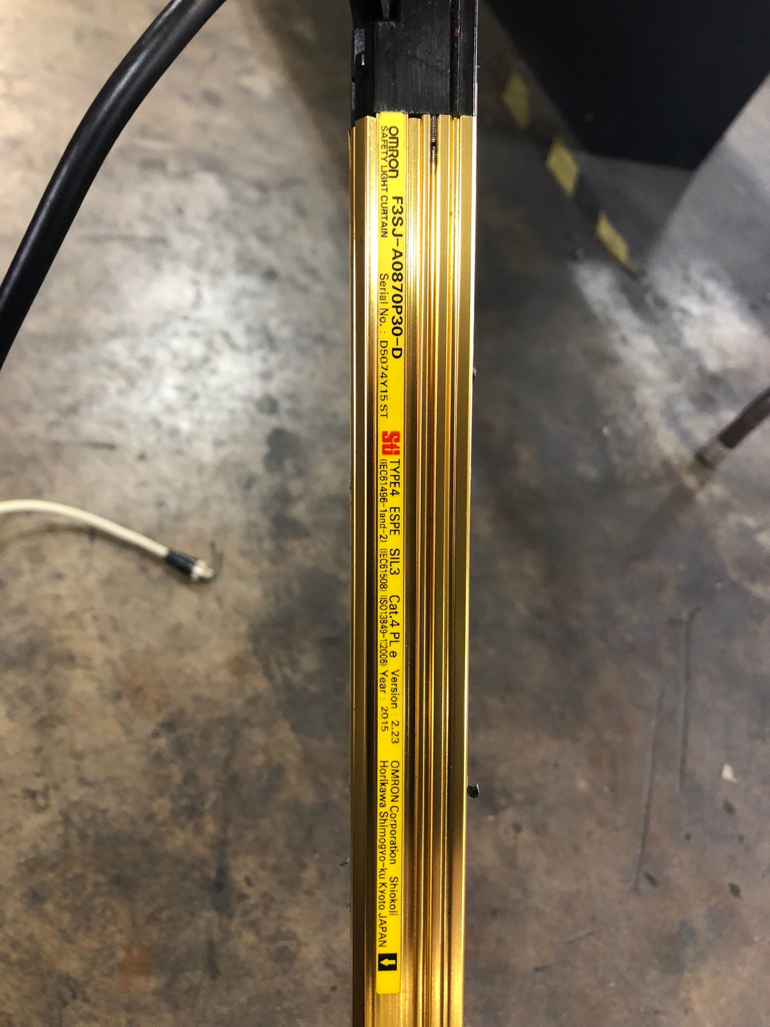 Omron F3SJ-A0870P30-D Safety Light Curtain Type 4 - Emitter and Receiver