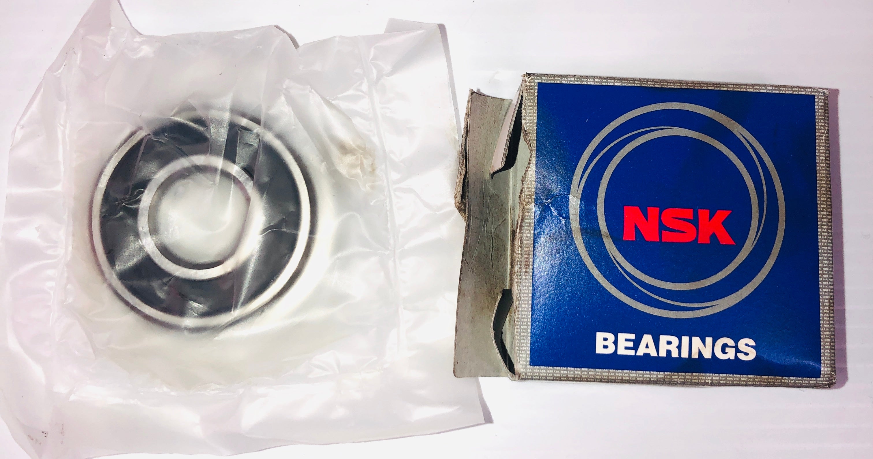 NSK 6304VVNR Bearing 6304VVNR*CE