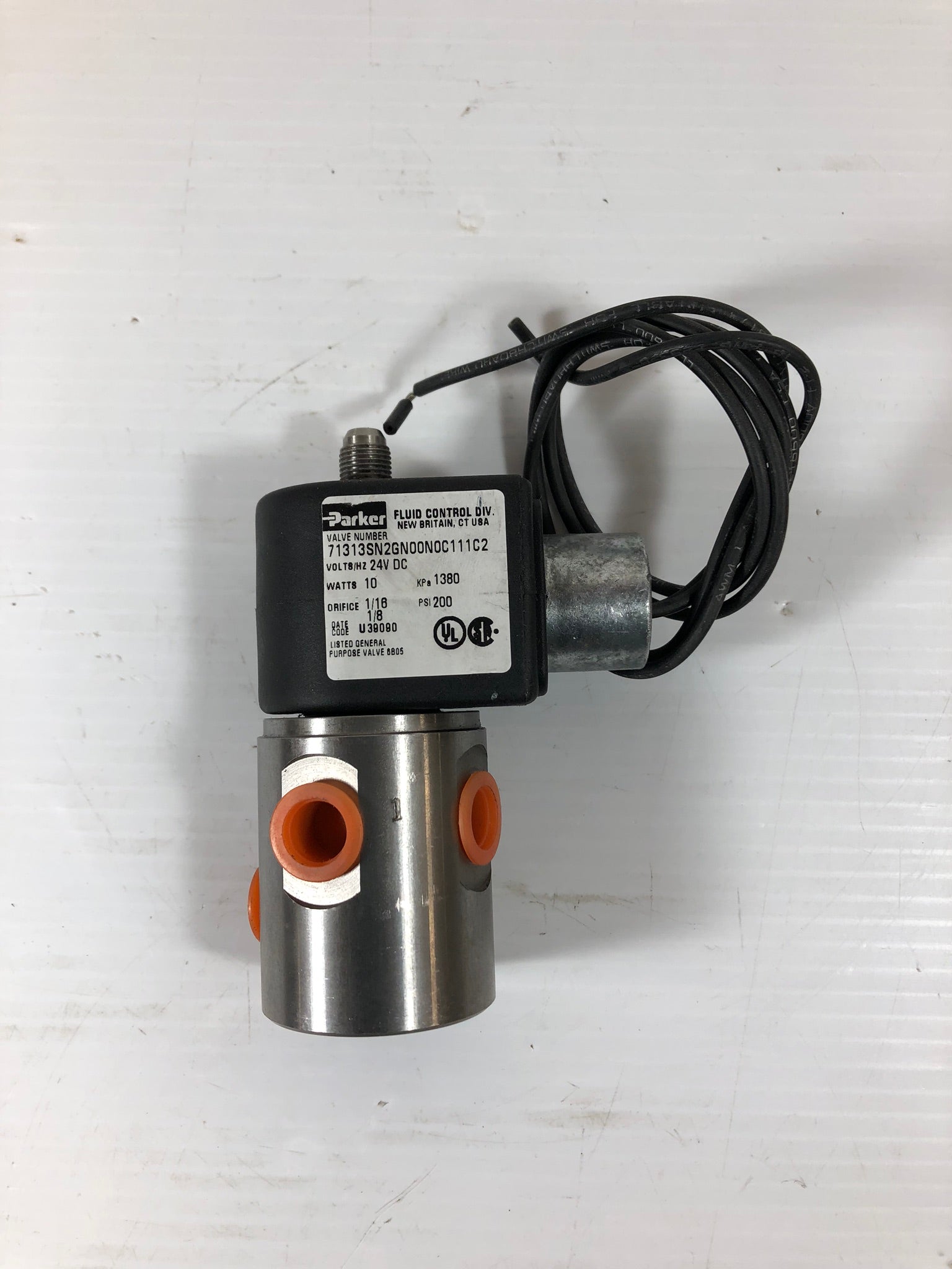 Parker Solenoid Valve 71313SN2GN00N0C111C2