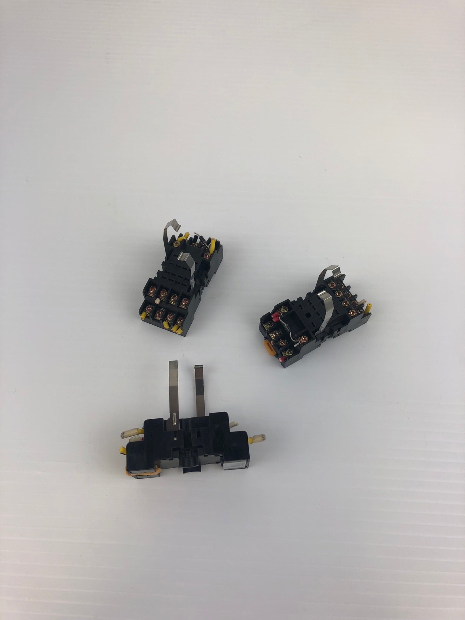 C3 Controls GPRA-SB14U1 Square Base Relay Socket (lot of 3) Socket Only