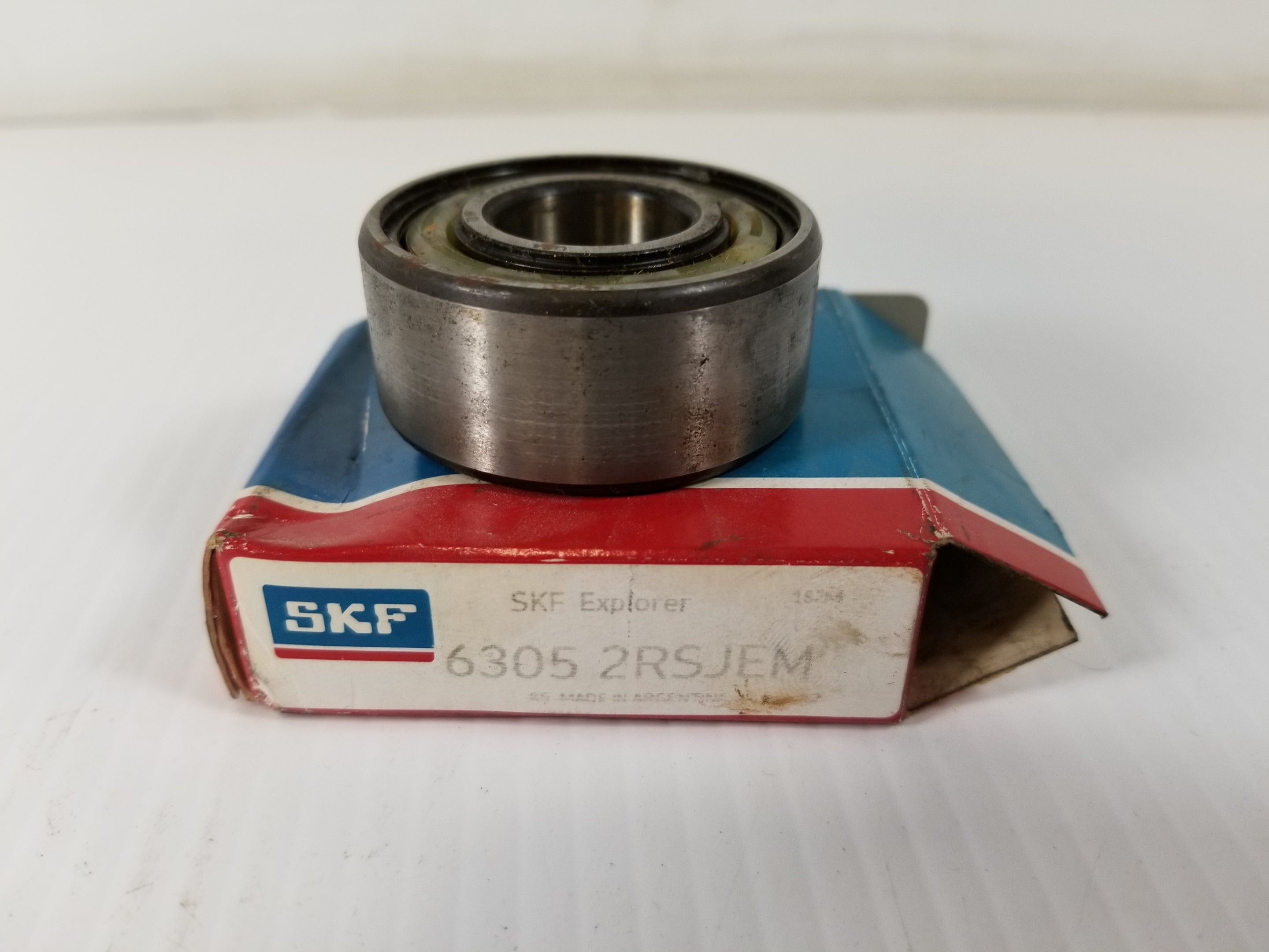 SKF 6305 2RSJEM Explorer Bearing