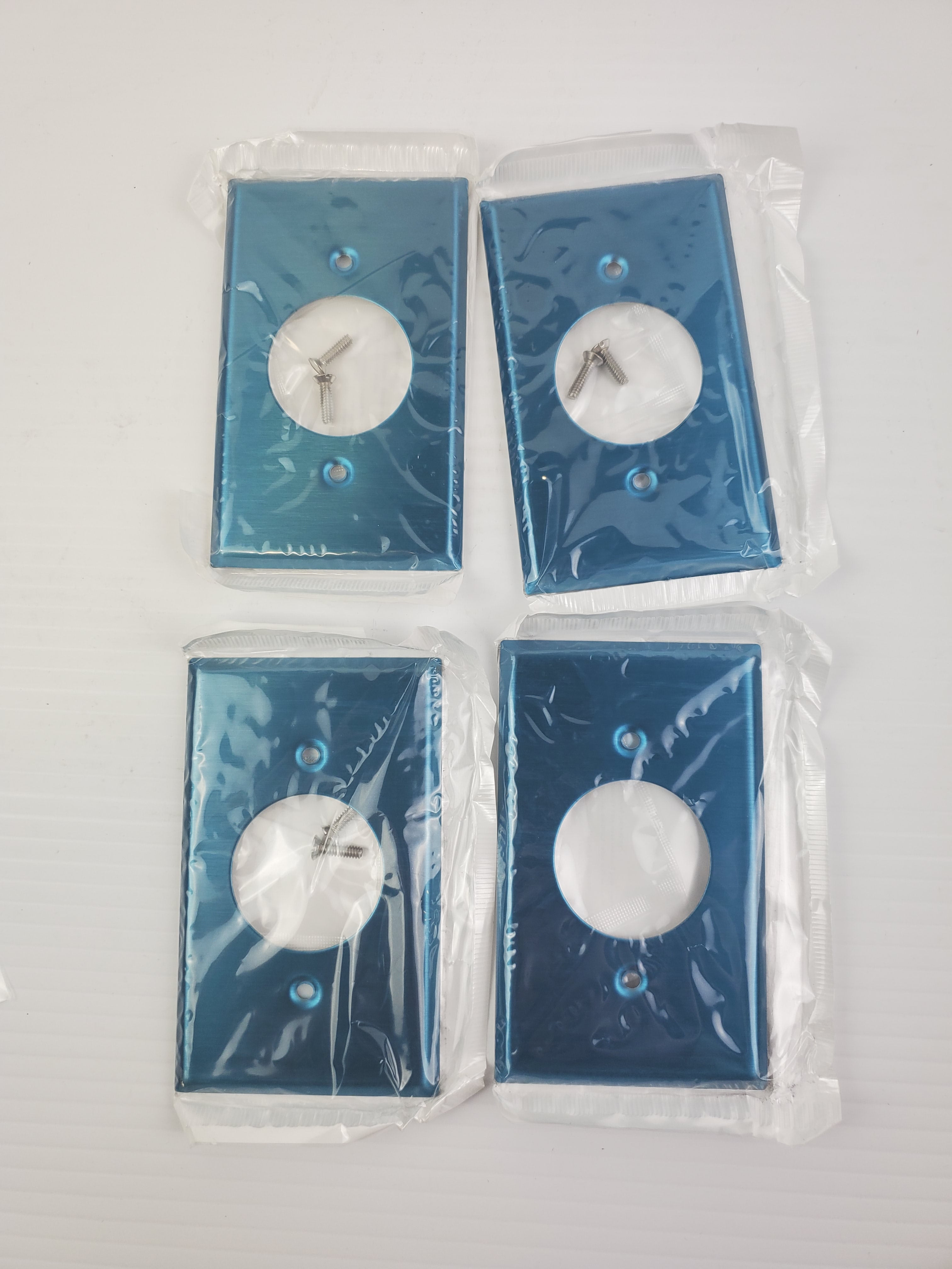 Leviton 104-84020-040 Stainless Steel 1 Gang Outlet Wall Plate Cover (Lot of 4)