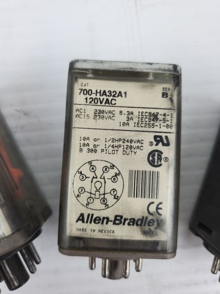 Allen-Bradley Relays 700-HA32Z24/700-HA32A1/700-HA32Z24 (Check Description)