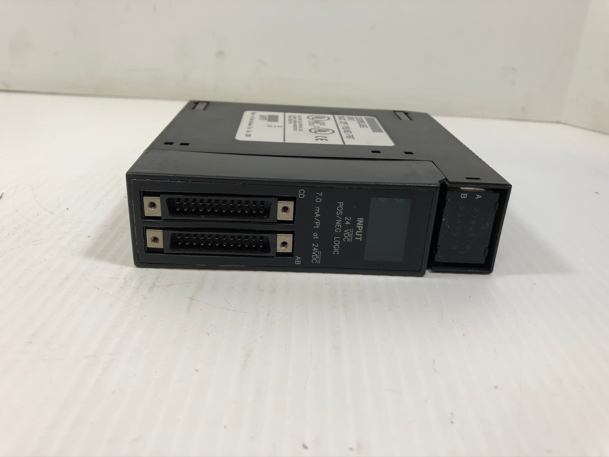GE Fanuc IC693MDL655E Input Module 24VDC 32PT Pos/Neg Fast