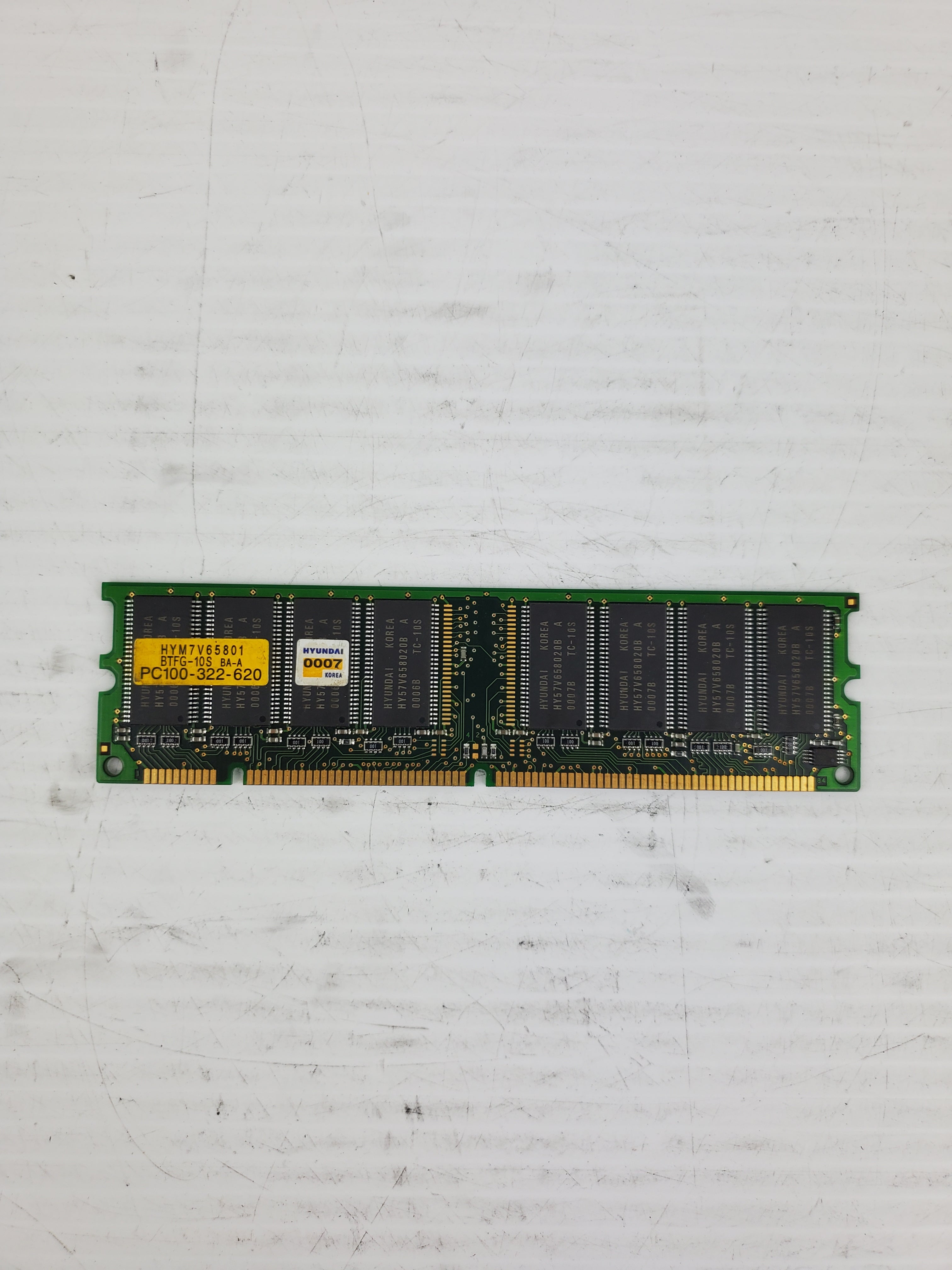 Hyundai HYM7V65801 RAM Memory PC100-322-620