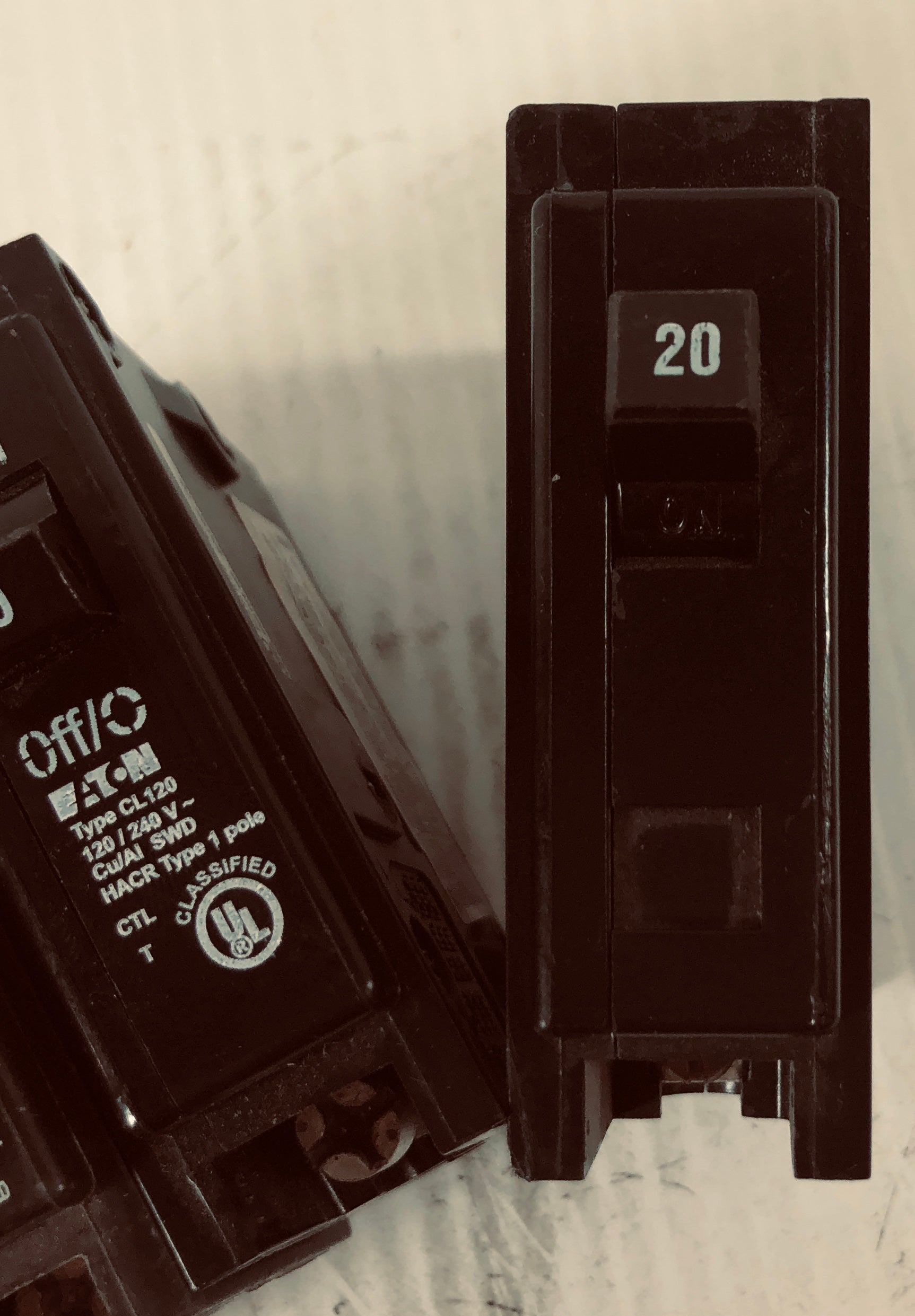 Cutler-Hammer One Pole 20 Amp Circuit Breaker (Lot of 7)