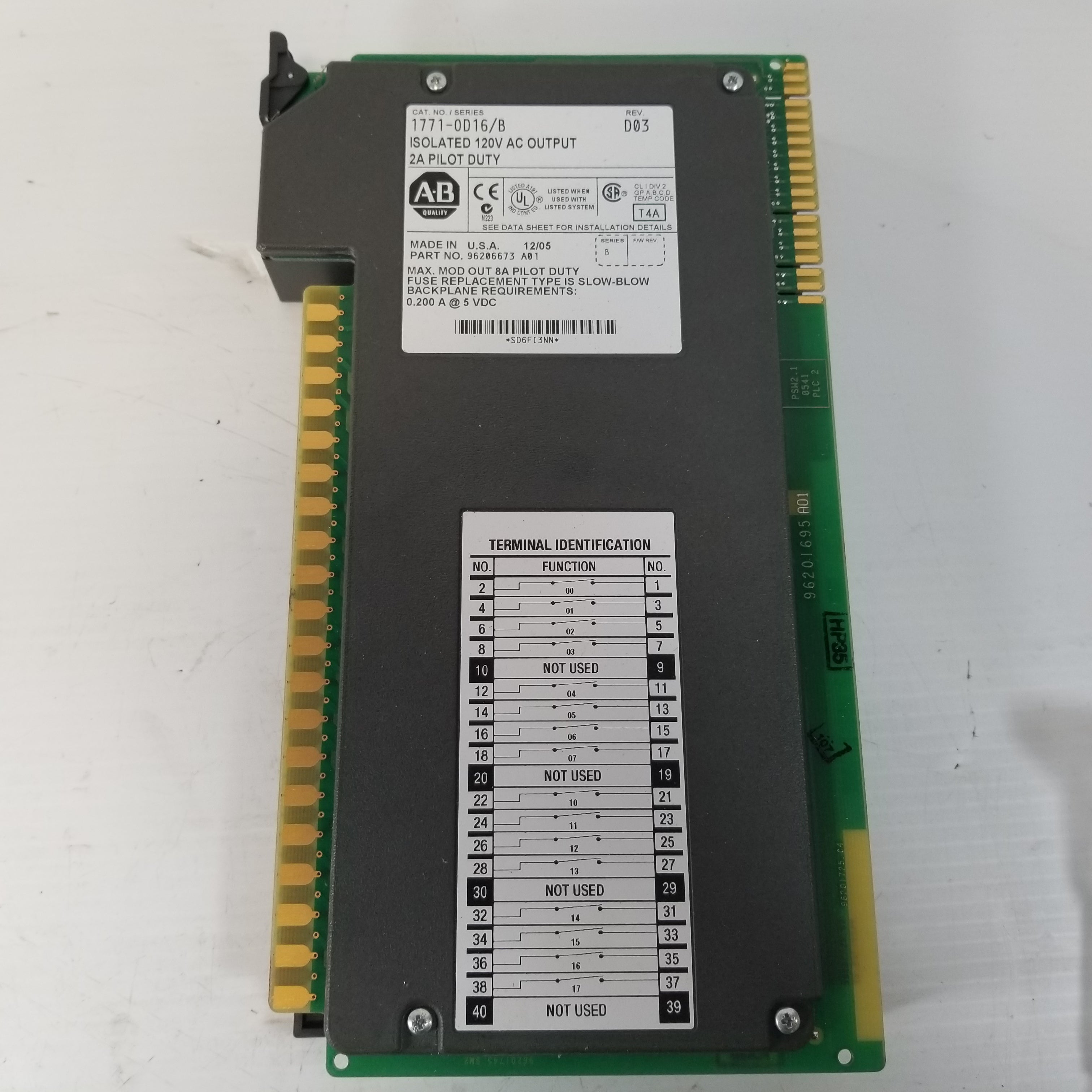 Allen-Bradley 1771-OD16/B Isolated 120V AC Output Module