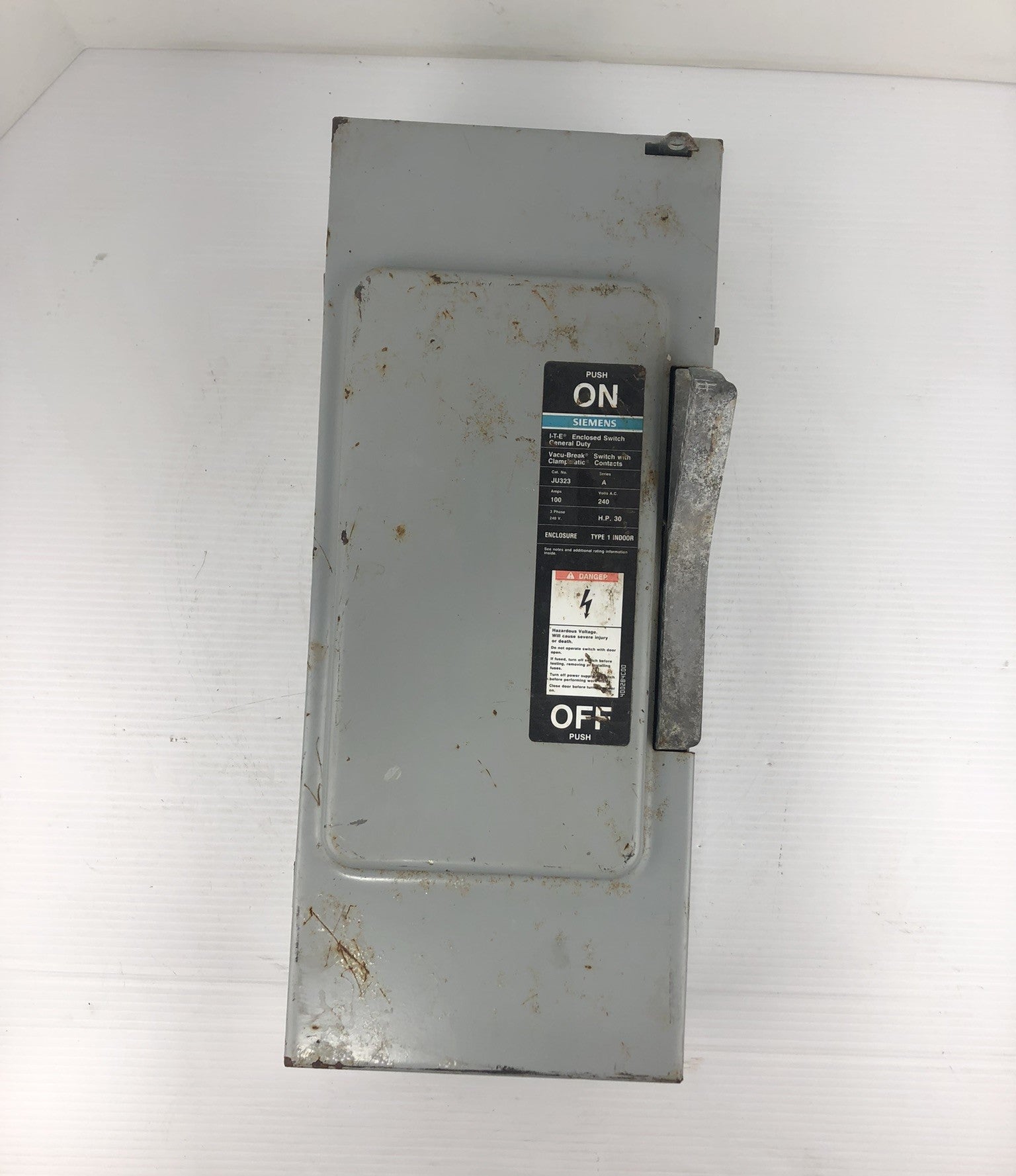 Siemens I-T-E JU323 Enclosed Switch General Duty Series A 100A 3PH 240V