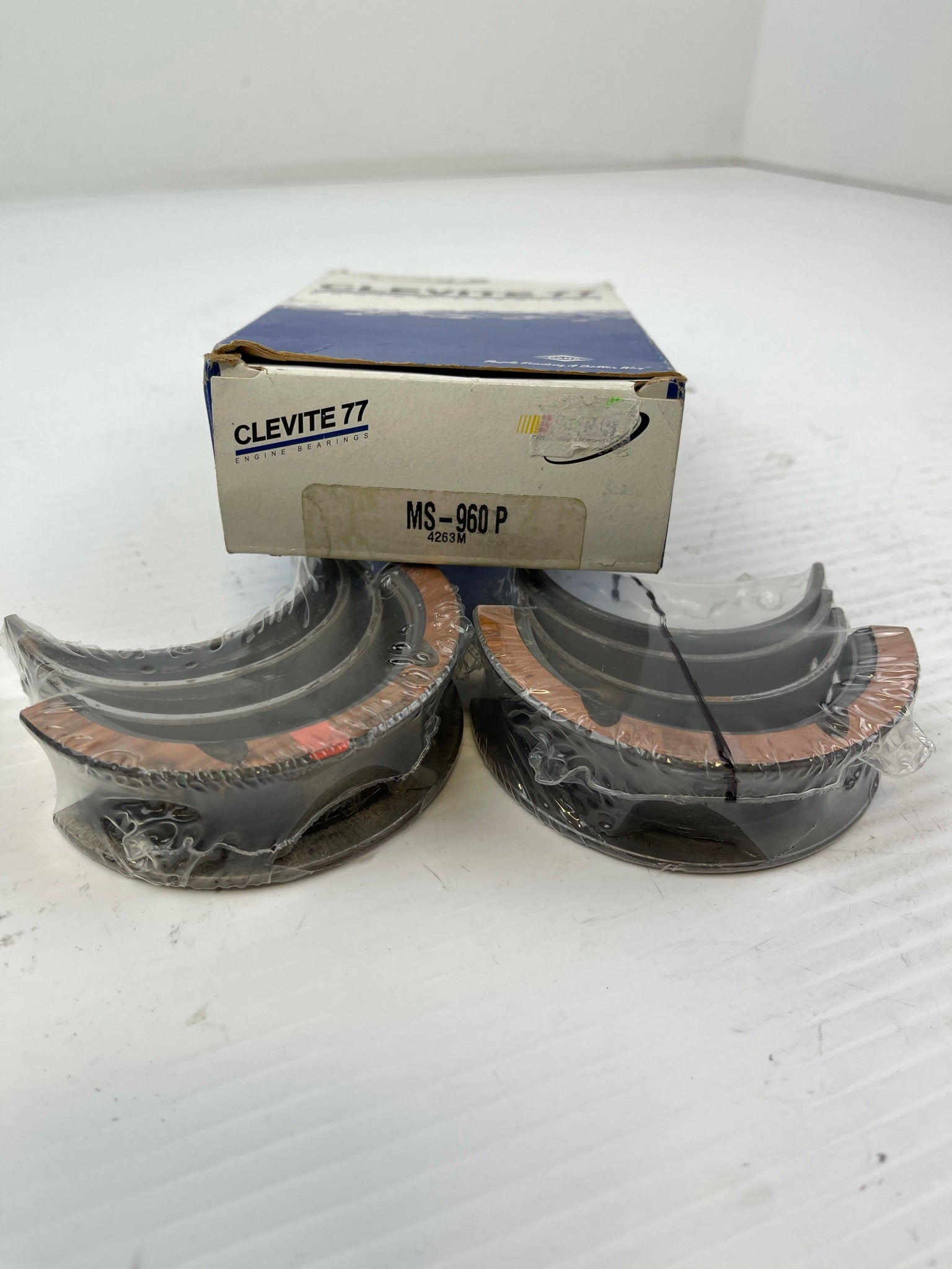 Clevite MS-960 P Engine Crankshaft Main Bearing Set