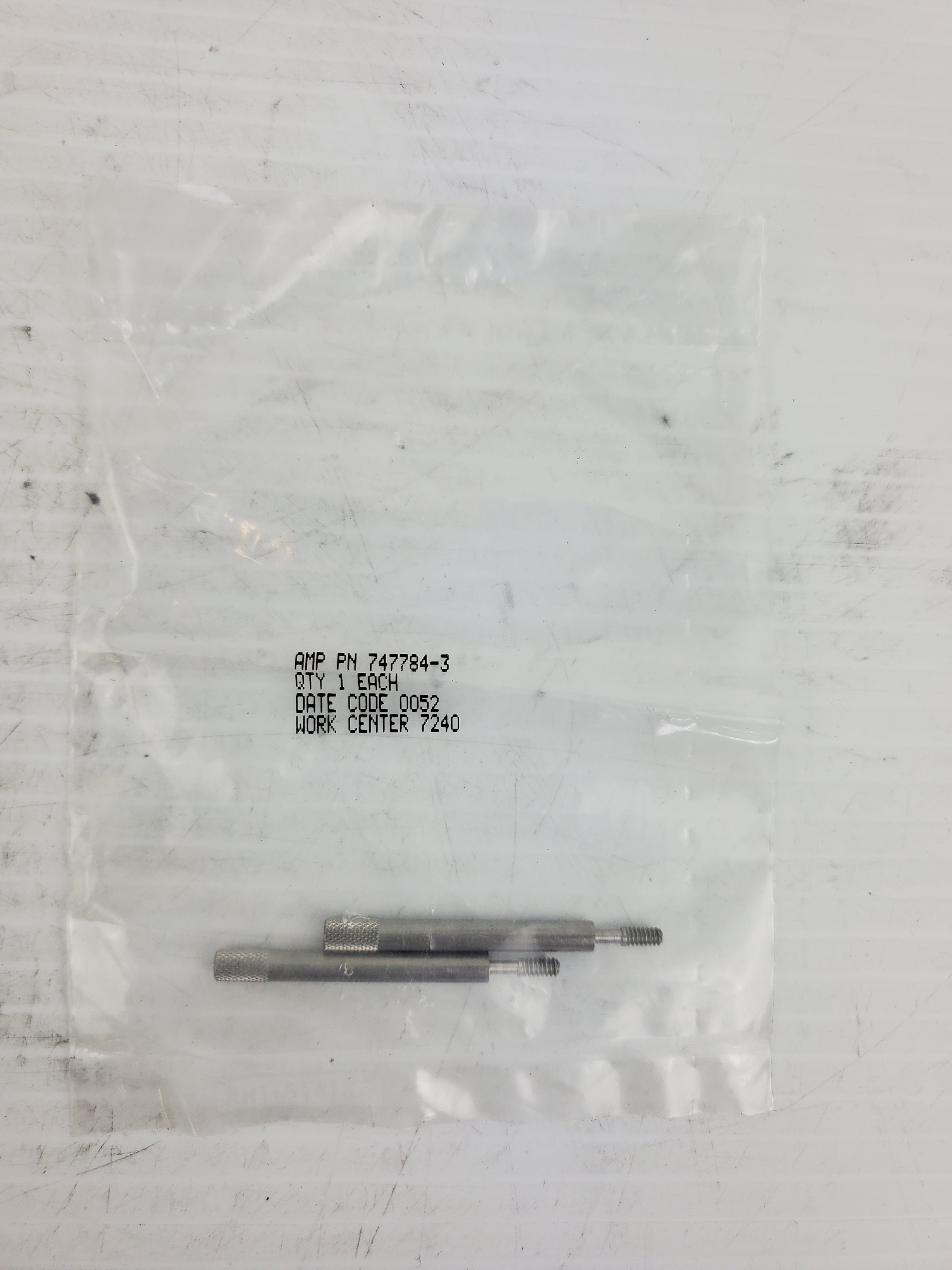 TYCO AMP 747784-3 Jack Screw