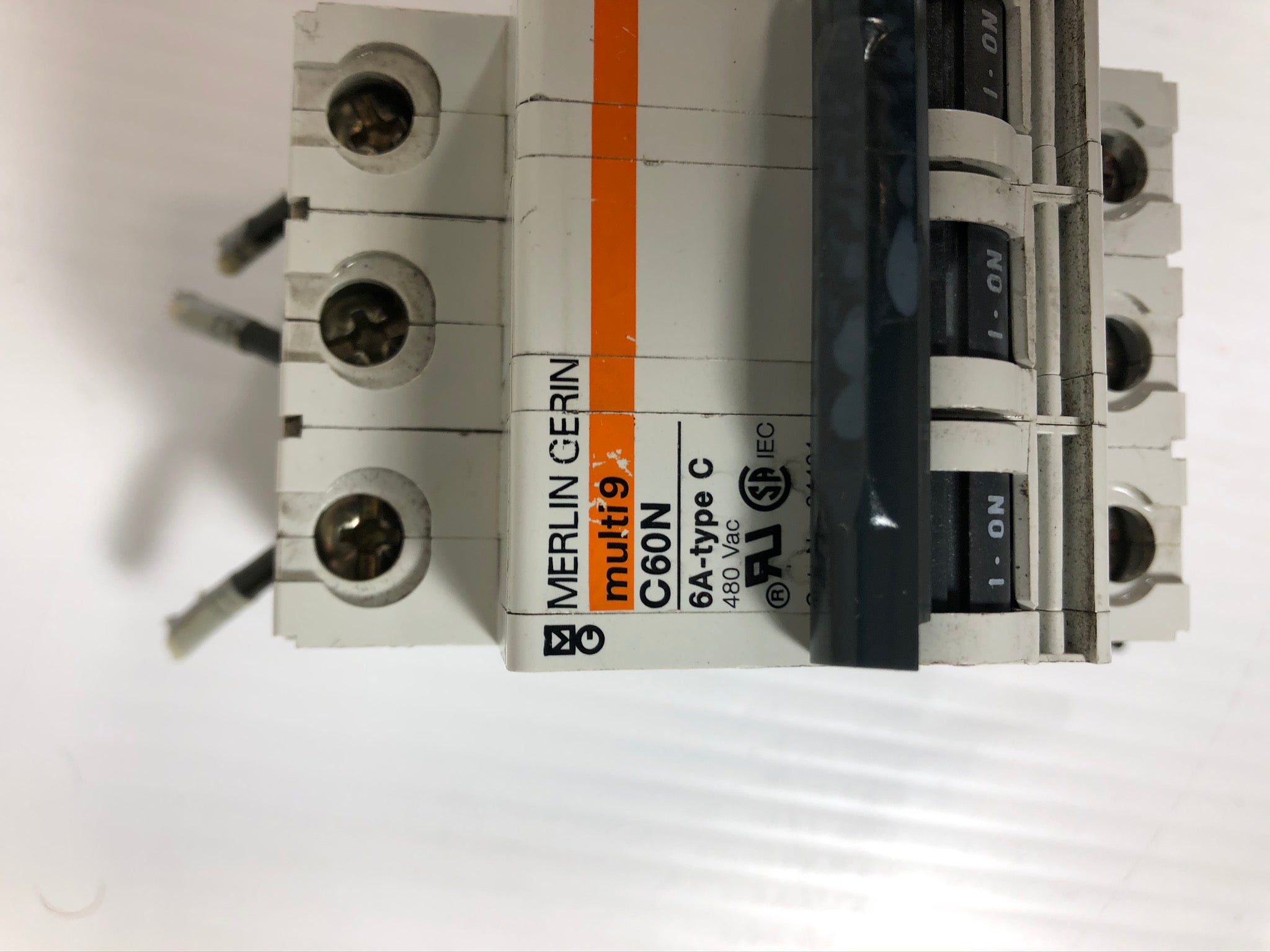 Merlin Gerin multi9 C60N Circuit Breaker 6A Type C 480 VAC