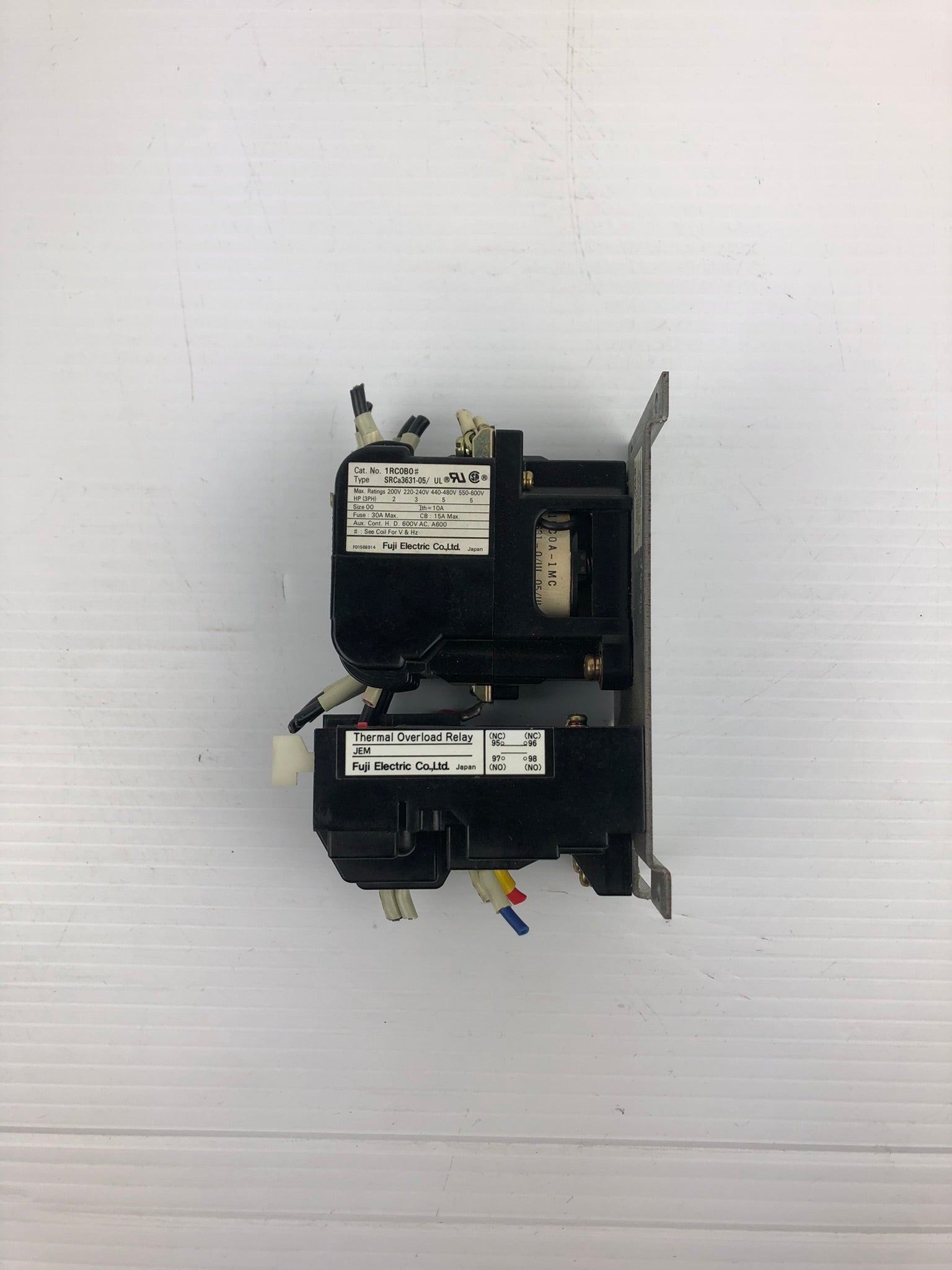 Fuji Electric 1NROFB Contactor With Relay and Base IRCOBO IRWOBO