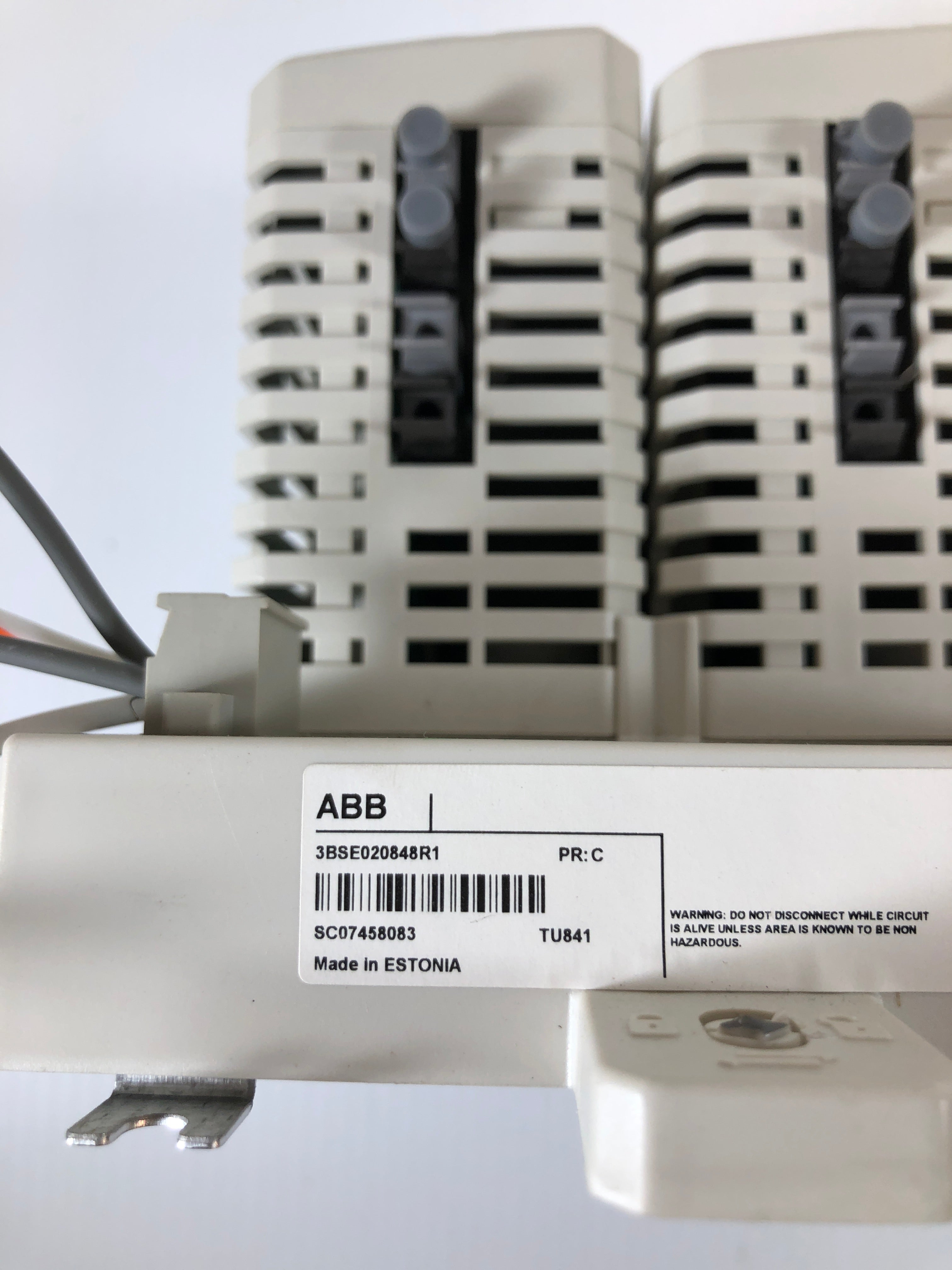 ABB Modulebus 3BSE021456R1 3BSE020848R1 Cluster Modem I/O Assembly