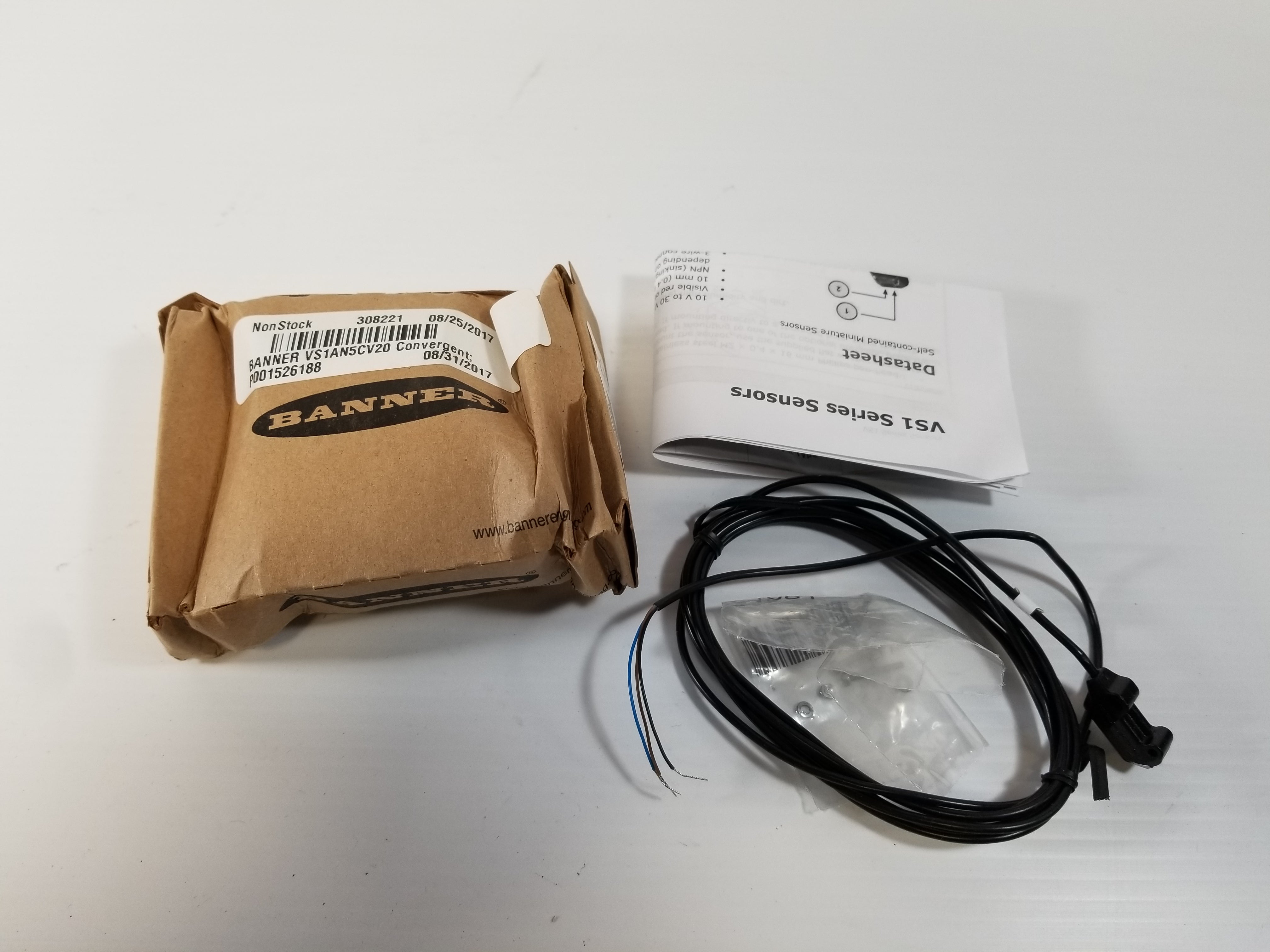 Banner VS1AN5CV20 Photoelectric Sensor