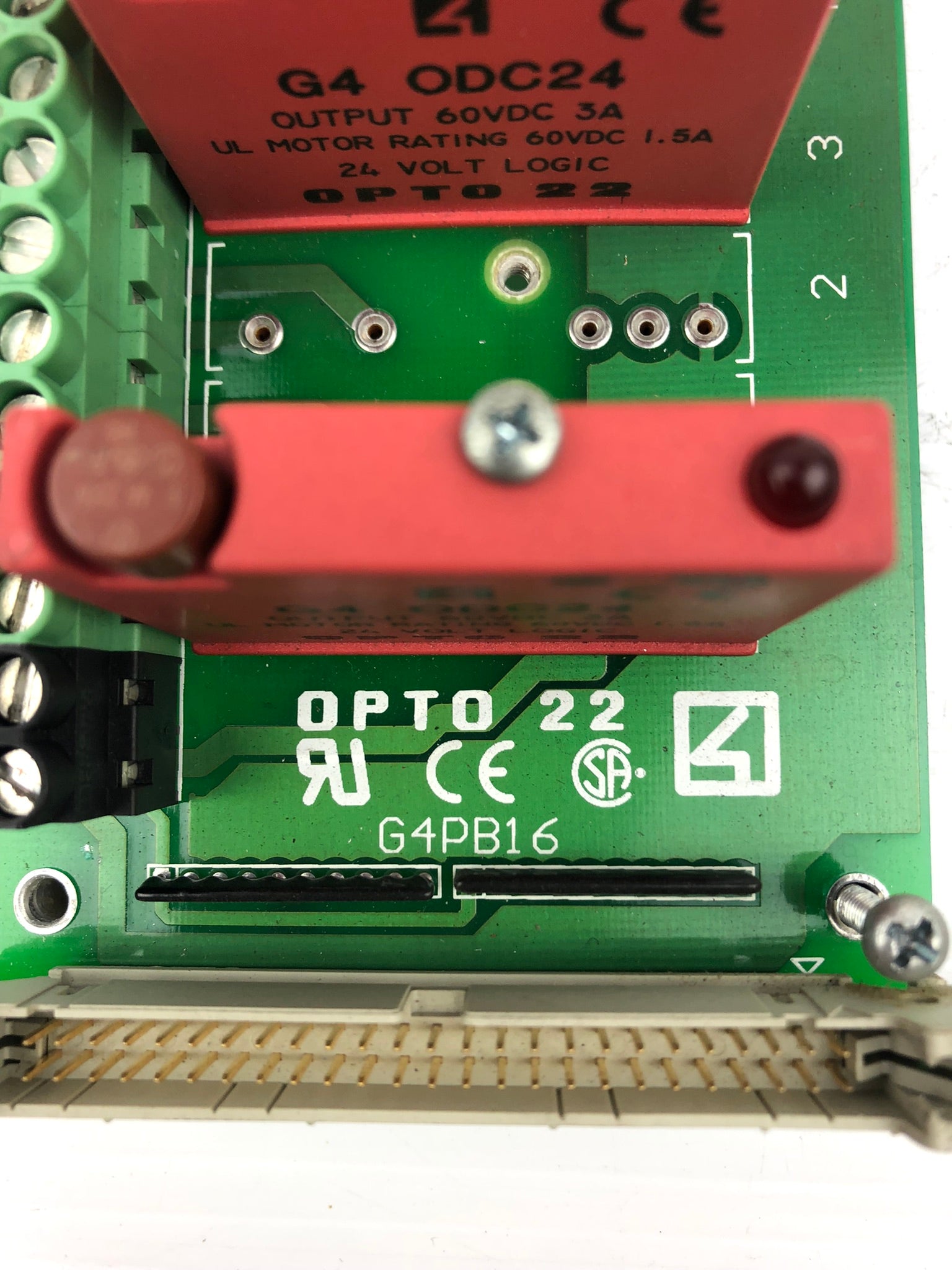 OPTO 22 Channel I/O Mounting Rack Control Board with 11 G4 OPC24 Output Modules