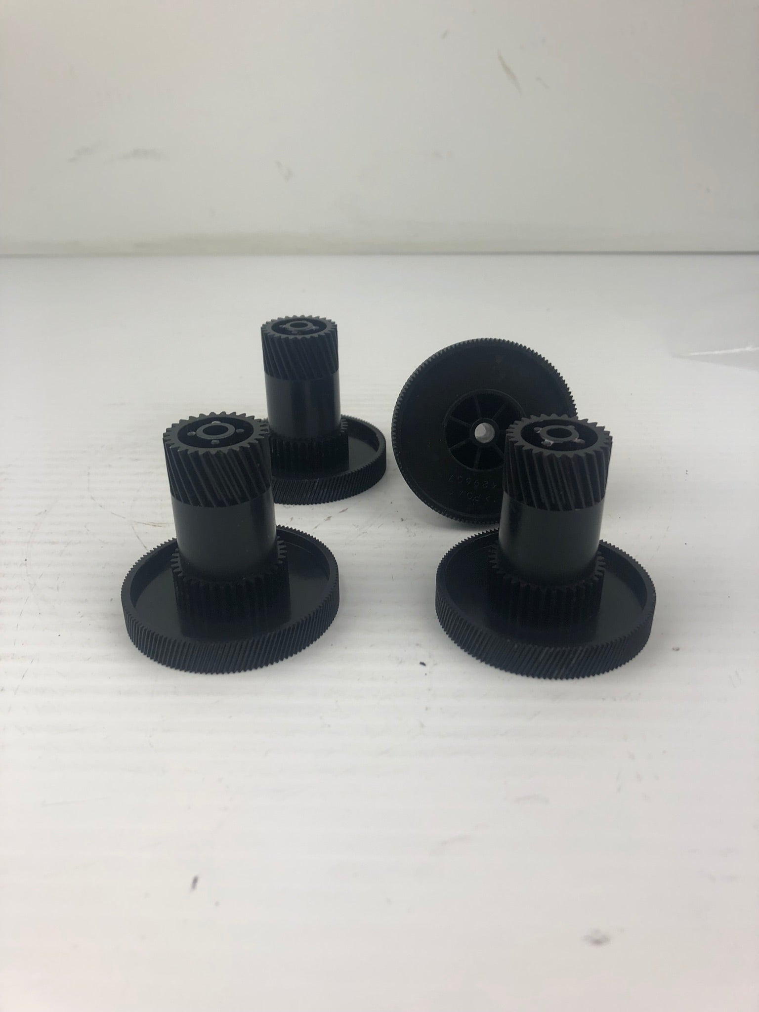OKI 429607 Gear-Idle-Drum Pulled from Printer C9650/C9850 - Lot of 4