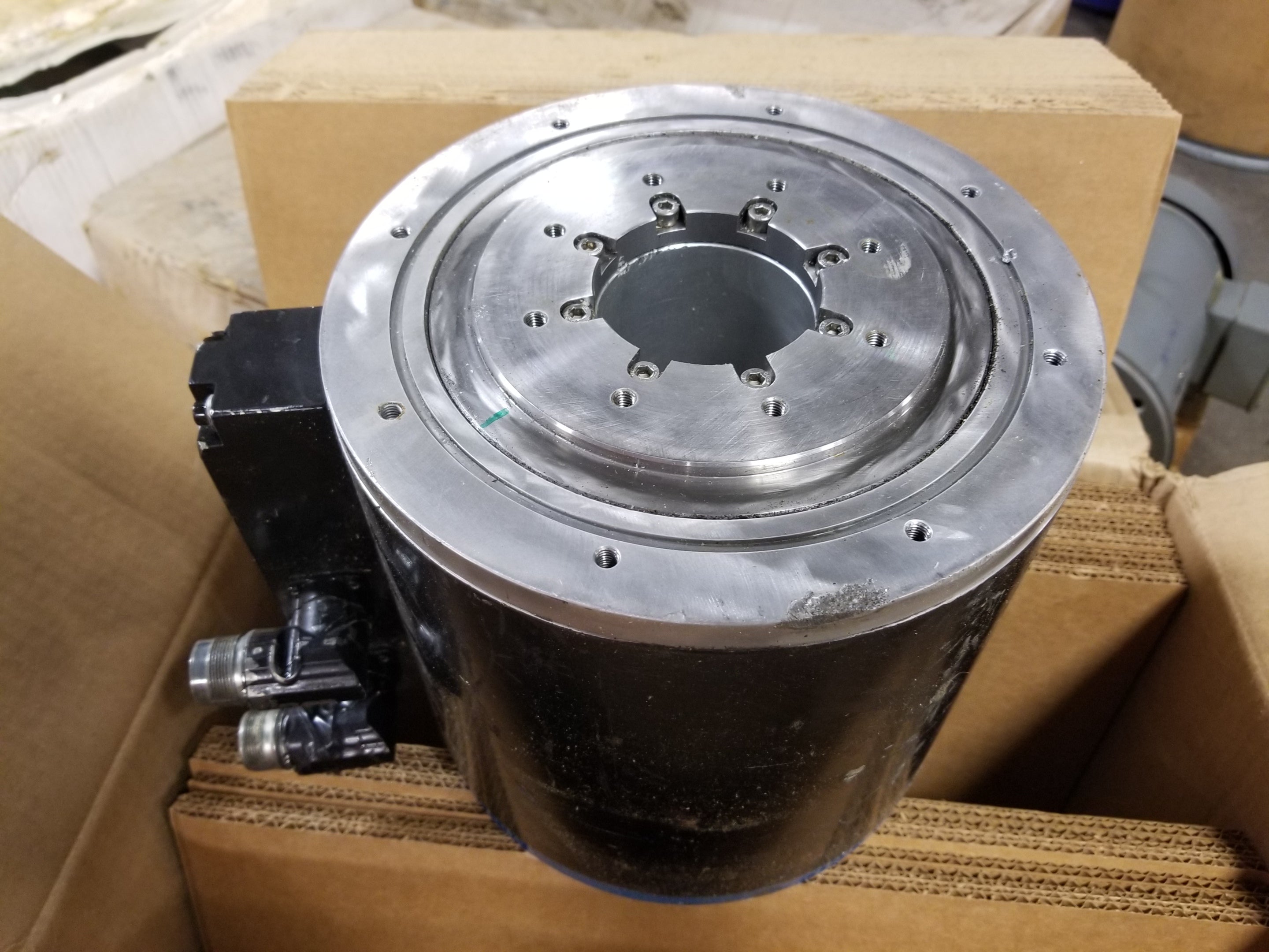 Kollmorgen Servomotor DH083A-13-1210 GoldLine DDR Direct Drive Rotary 3PH