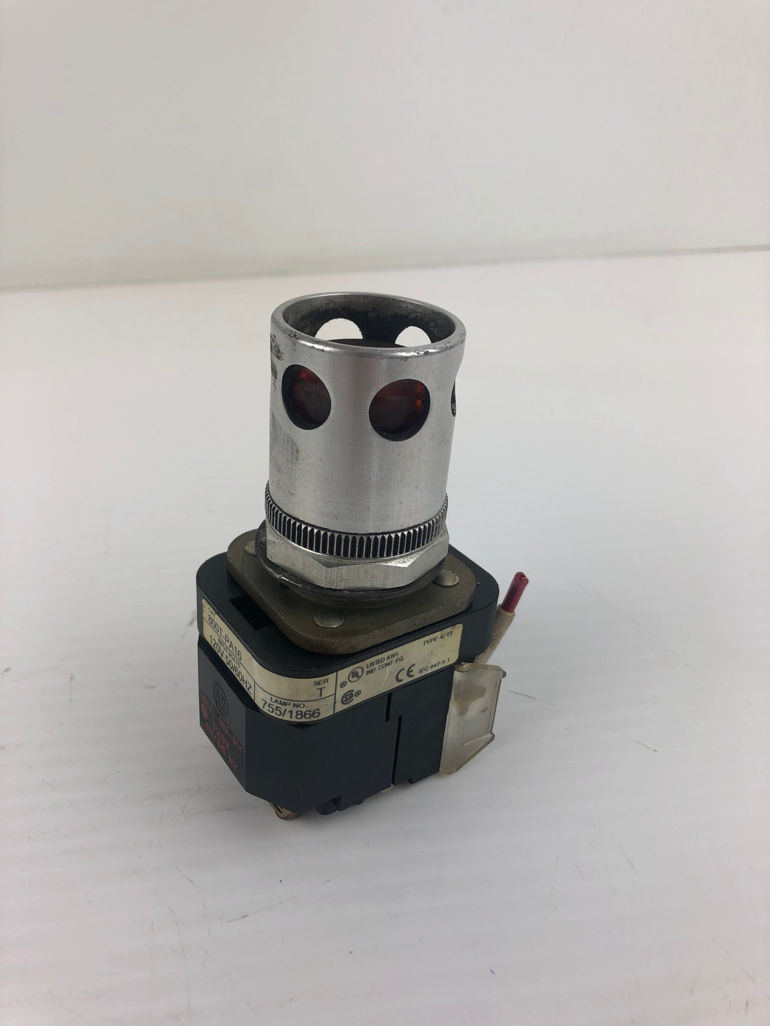 Allen-Bradley 800T-PA16 Pushbutton Switch Illuminated Series T Amber/Orange