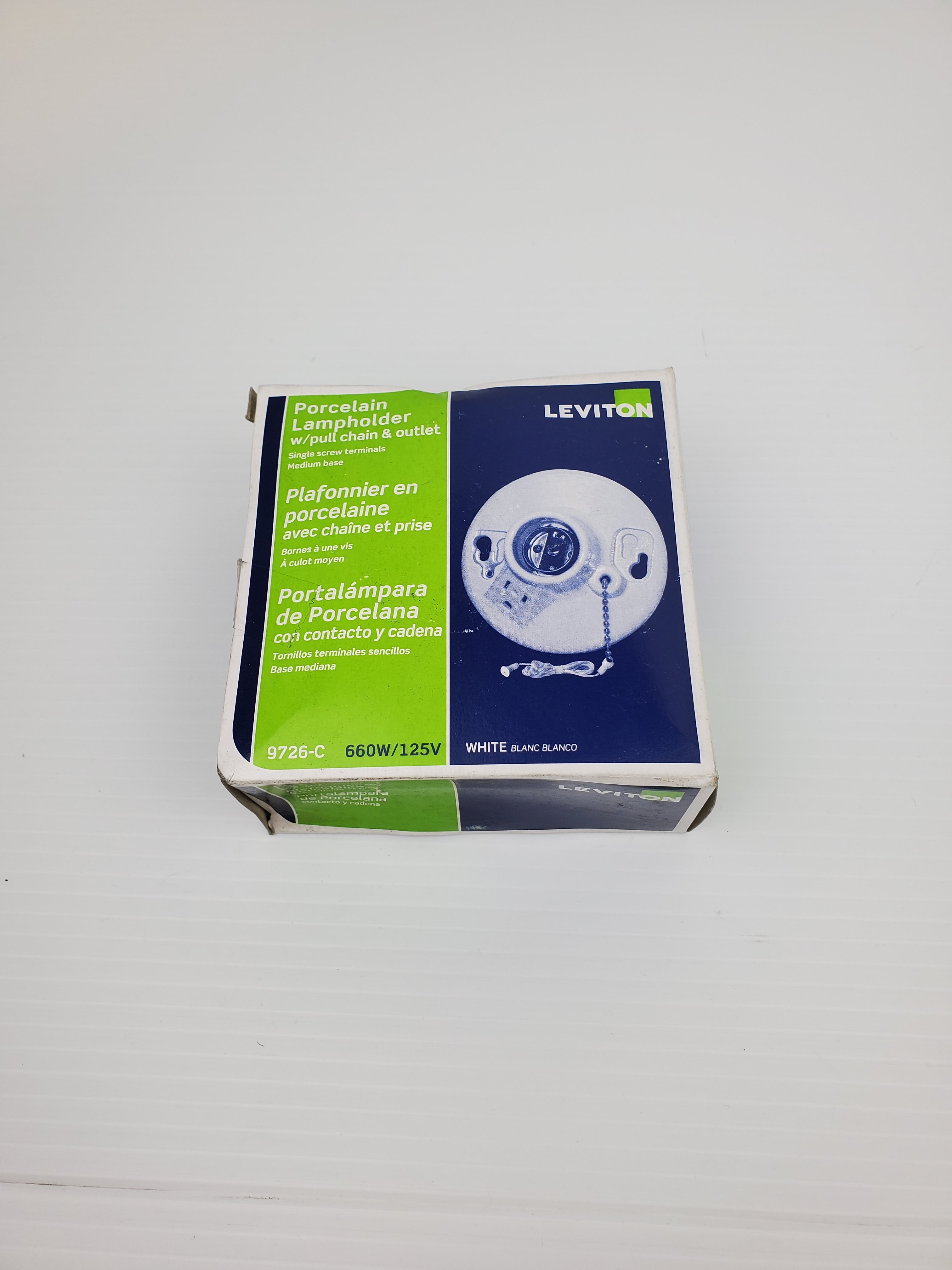 Leviton 9726-C Porcelain Lampholder w/Pull Chain & Outlet