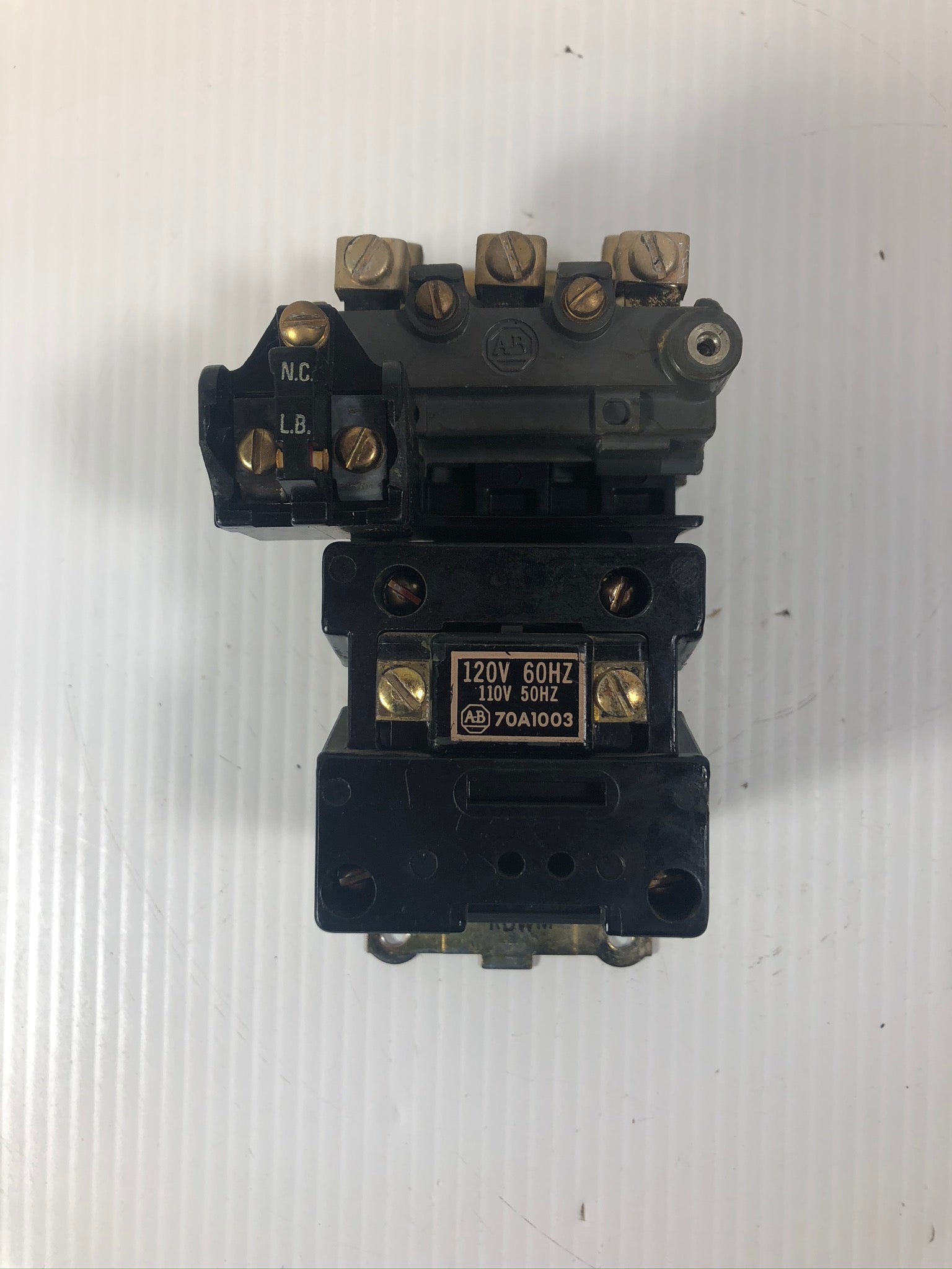 Alley-Bradley 70A1003 Starter Coil and 1495-HO Contact 18A Size 0
