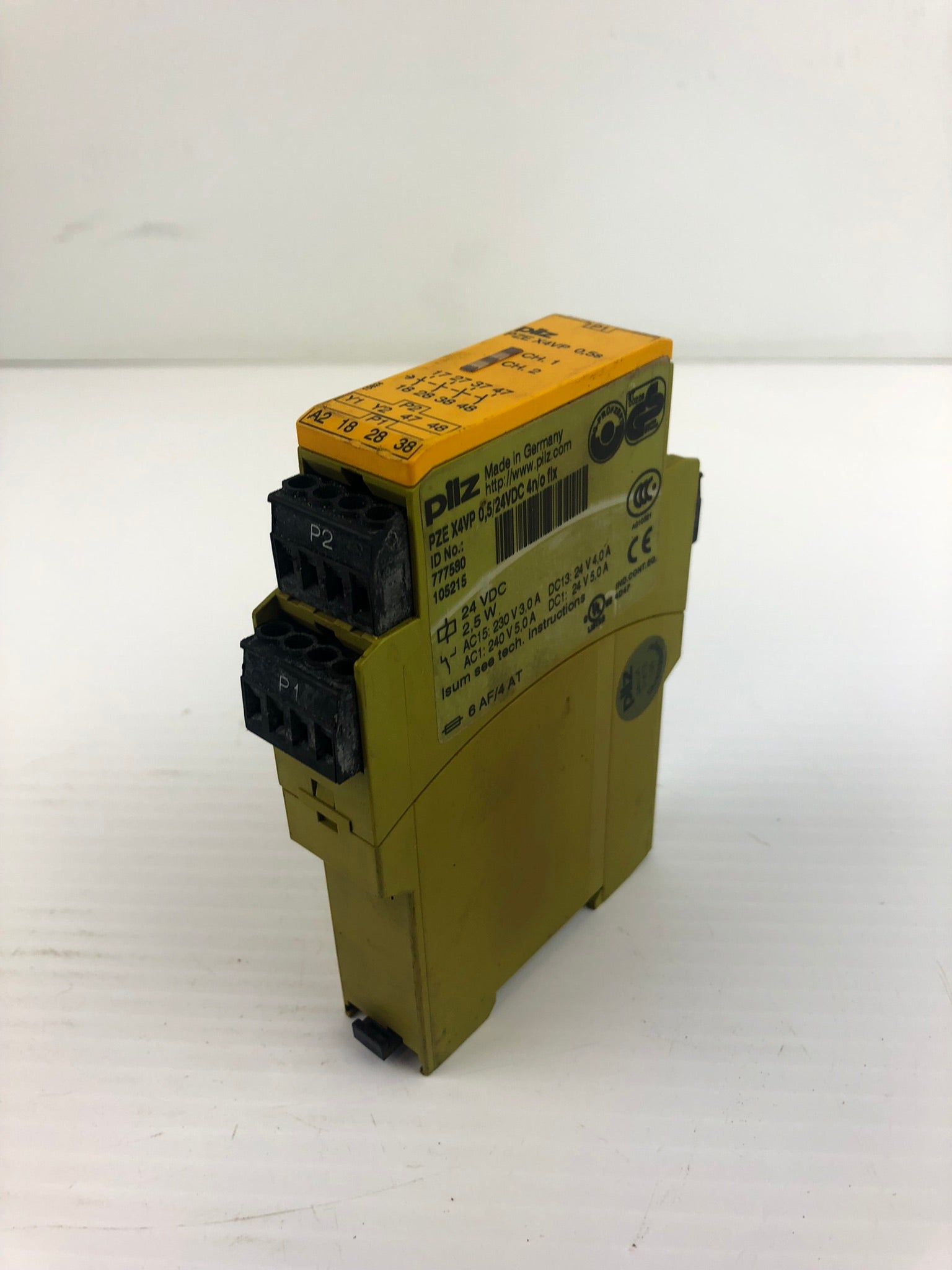 Pilz PZE X4VP Safety Relay 0,5s 24VDC 4n/o fix