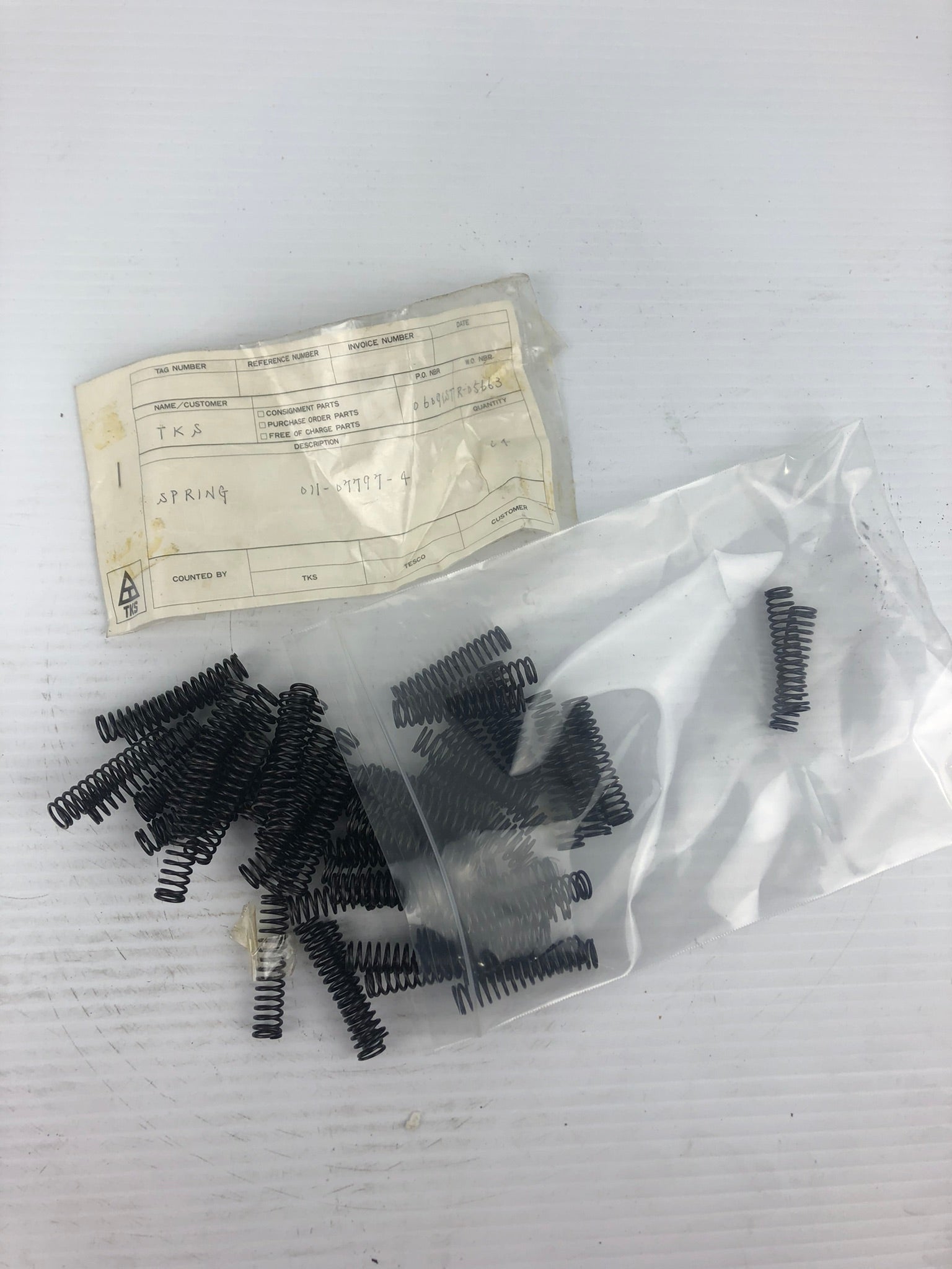 TKS 011-07797-4 Springs - Lot of 61