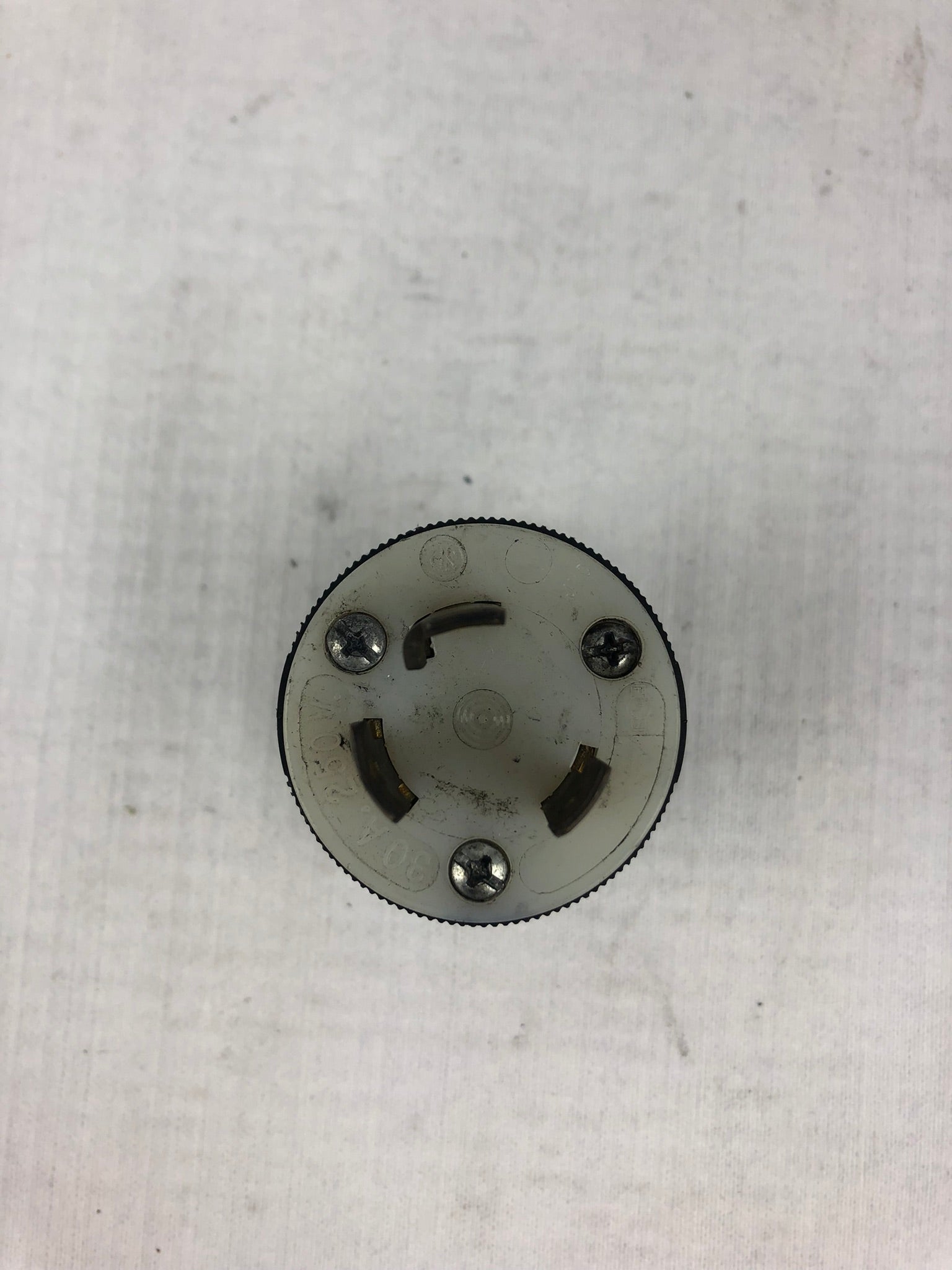 Hubbell HBL2621 Twist-Lock Plug