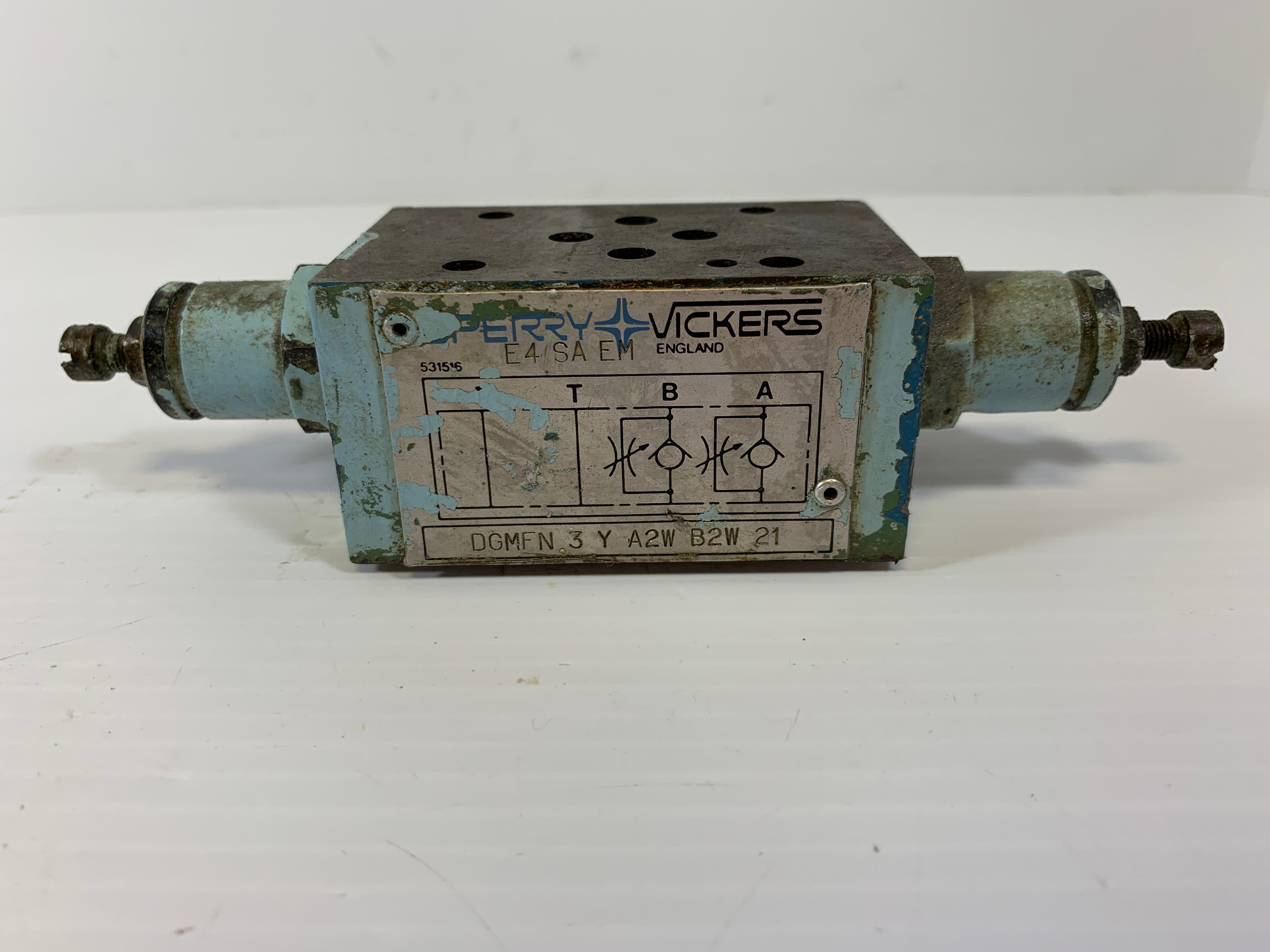 Vickers Flow Control Valve DGMFN 3 7 A2W B2W 21