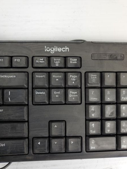 Logitech 820-003180 Wired Keyboard