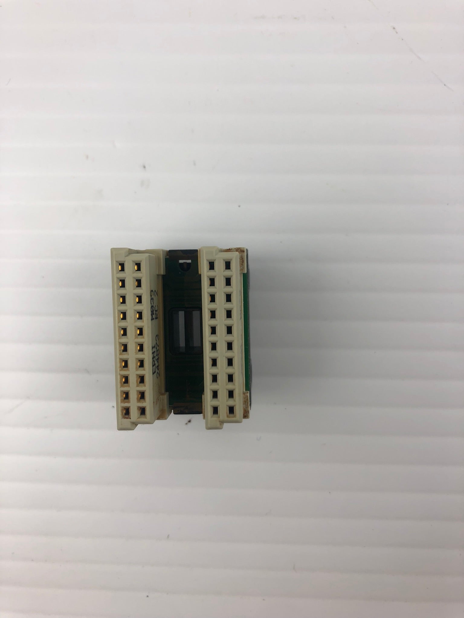 Pilz ERNI MO39 Safety Relay Rack Extension Module Connector 244873