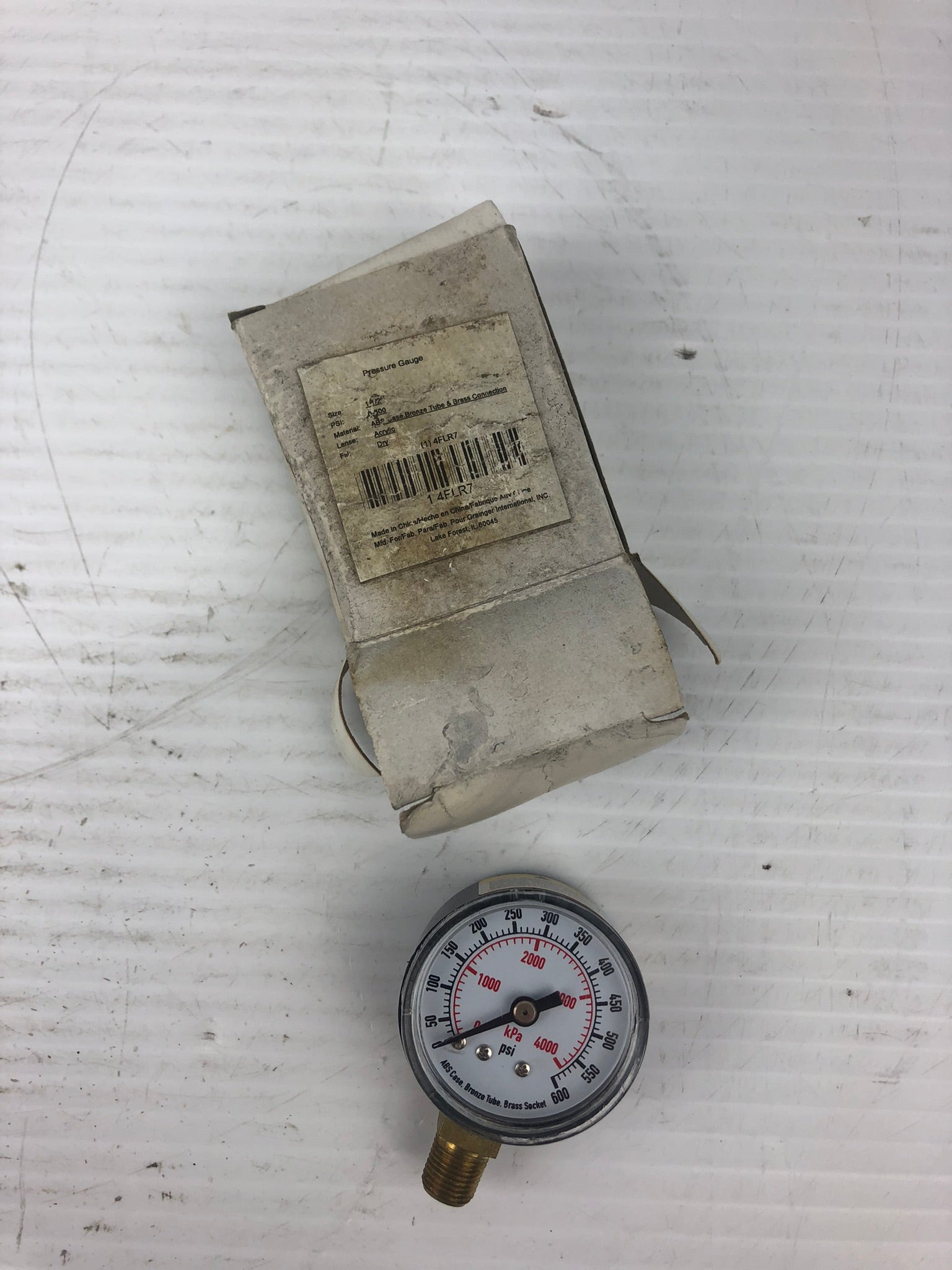 Pour Grainger 4FLR7 Pressure Gauge 1-1/2"