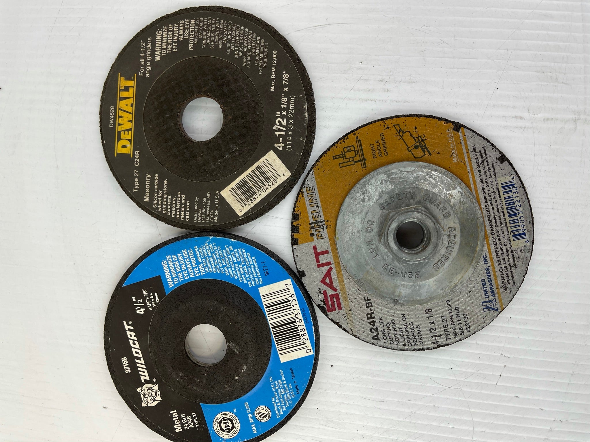 4-1/2" Grinding Wheel Lot of 3 Wildcat Metal DeWalt Masonry Sait Pipeline