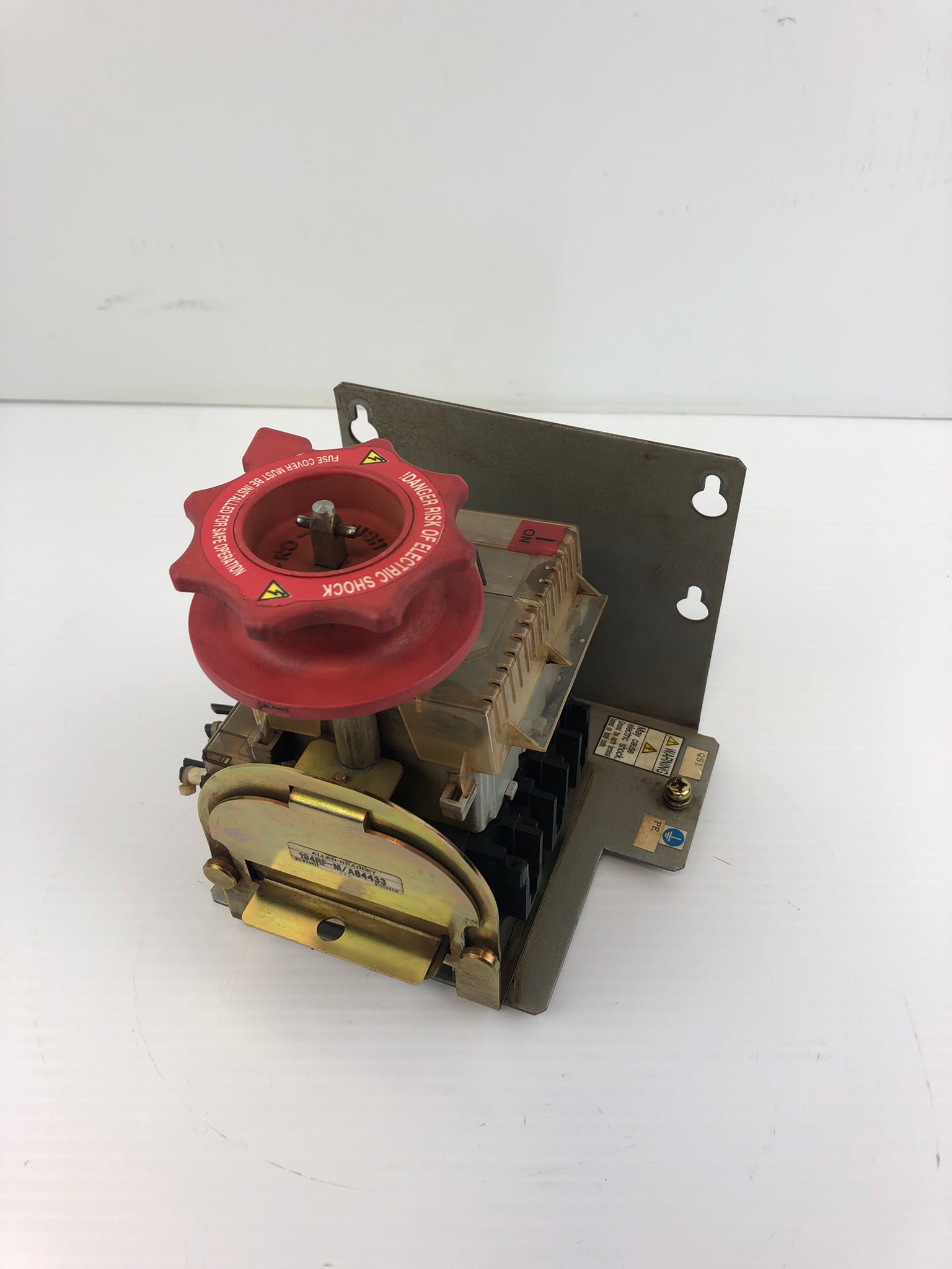 Allen-Bradley 194RF-M/A84433 Disconnect Switch 3 Pole