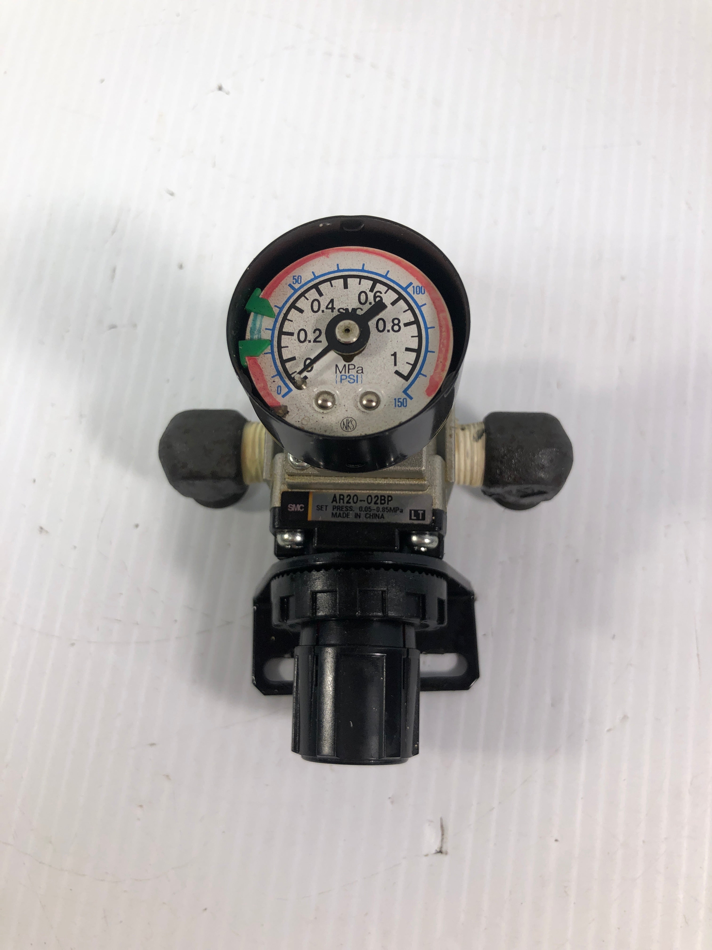 SMC Pneumatic Pressure Regulator AR20-02BP