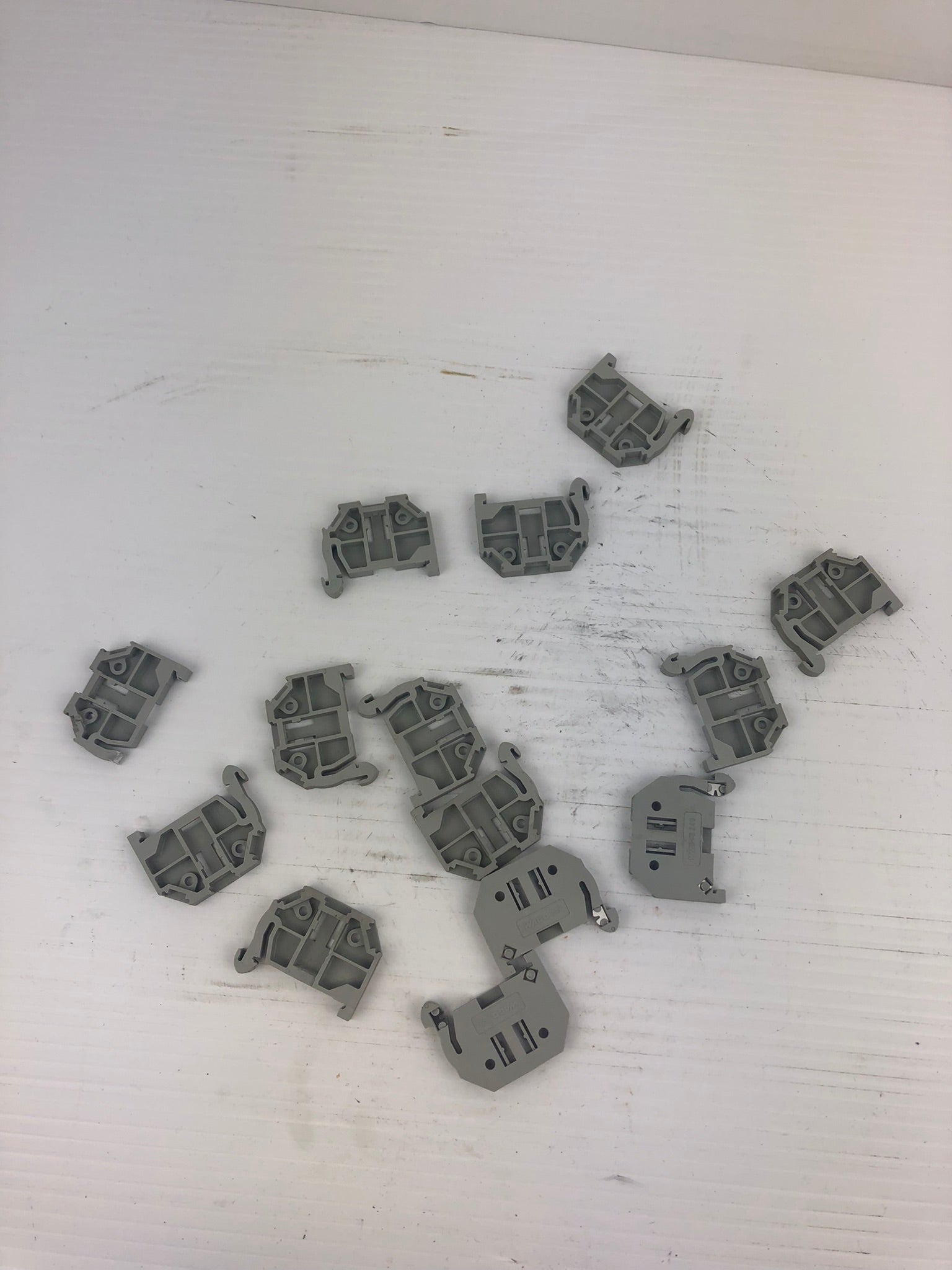 WAGO 249 Terminal Block End Stops (Lot of 14)