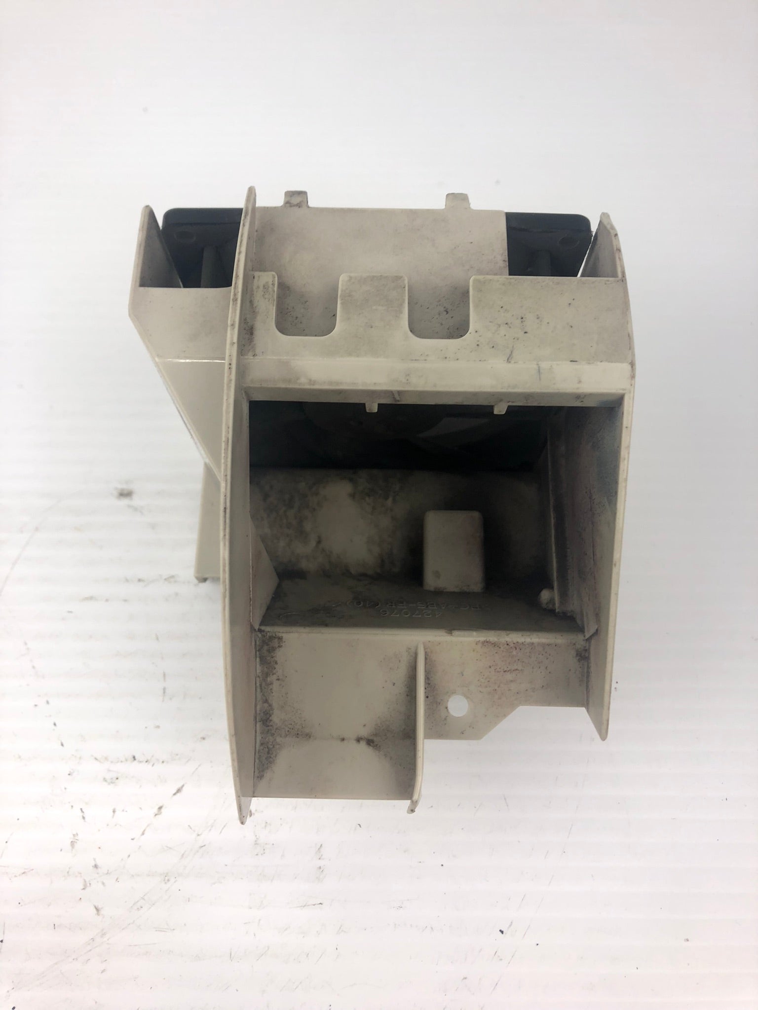 OKI 427076 Frame Duct with Fan Pulled from Printer C9650/C9850