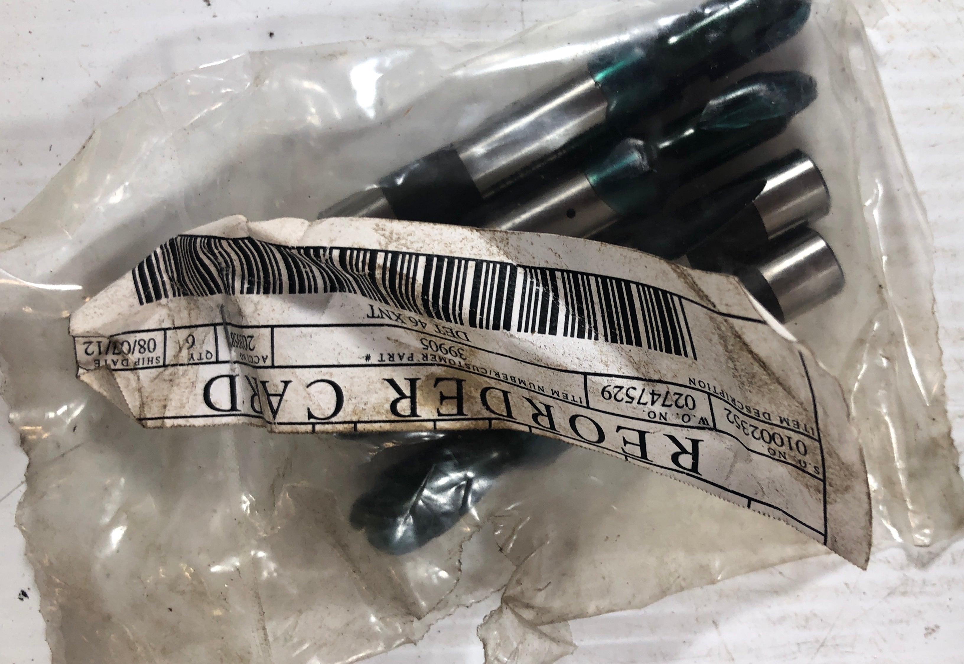 Dayton Versatile Kommercial Press Fit Ball Lock DET46XNTM2 Box of 4