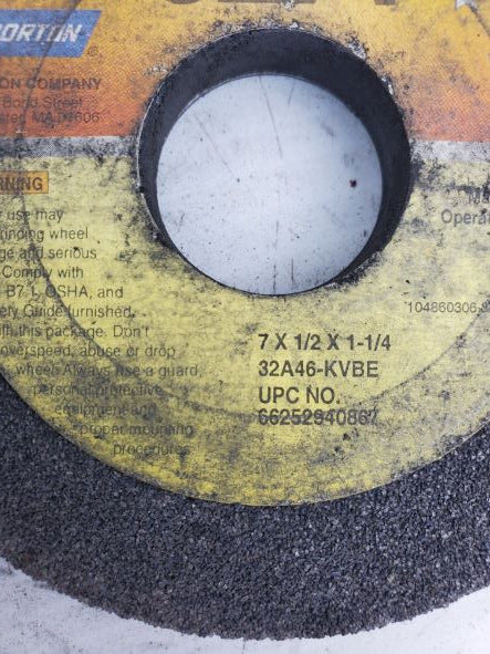 Norton 32A46-KVBE Grinding Wheel 4-3/4" x 1/2" x 1-1/4" 66252940867 (Lot of 2)