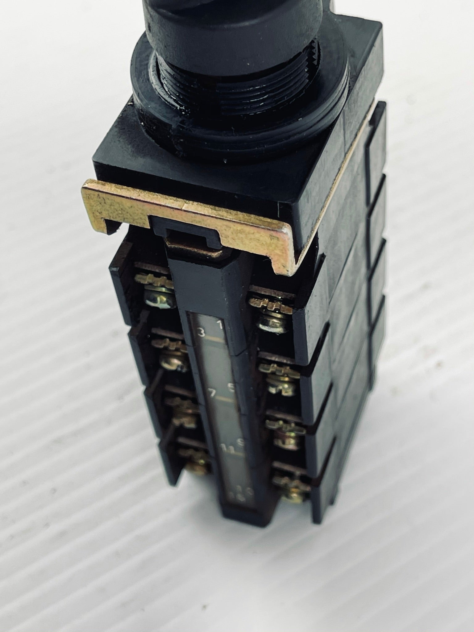 Fuji AK22-1 1M4401PB Switch