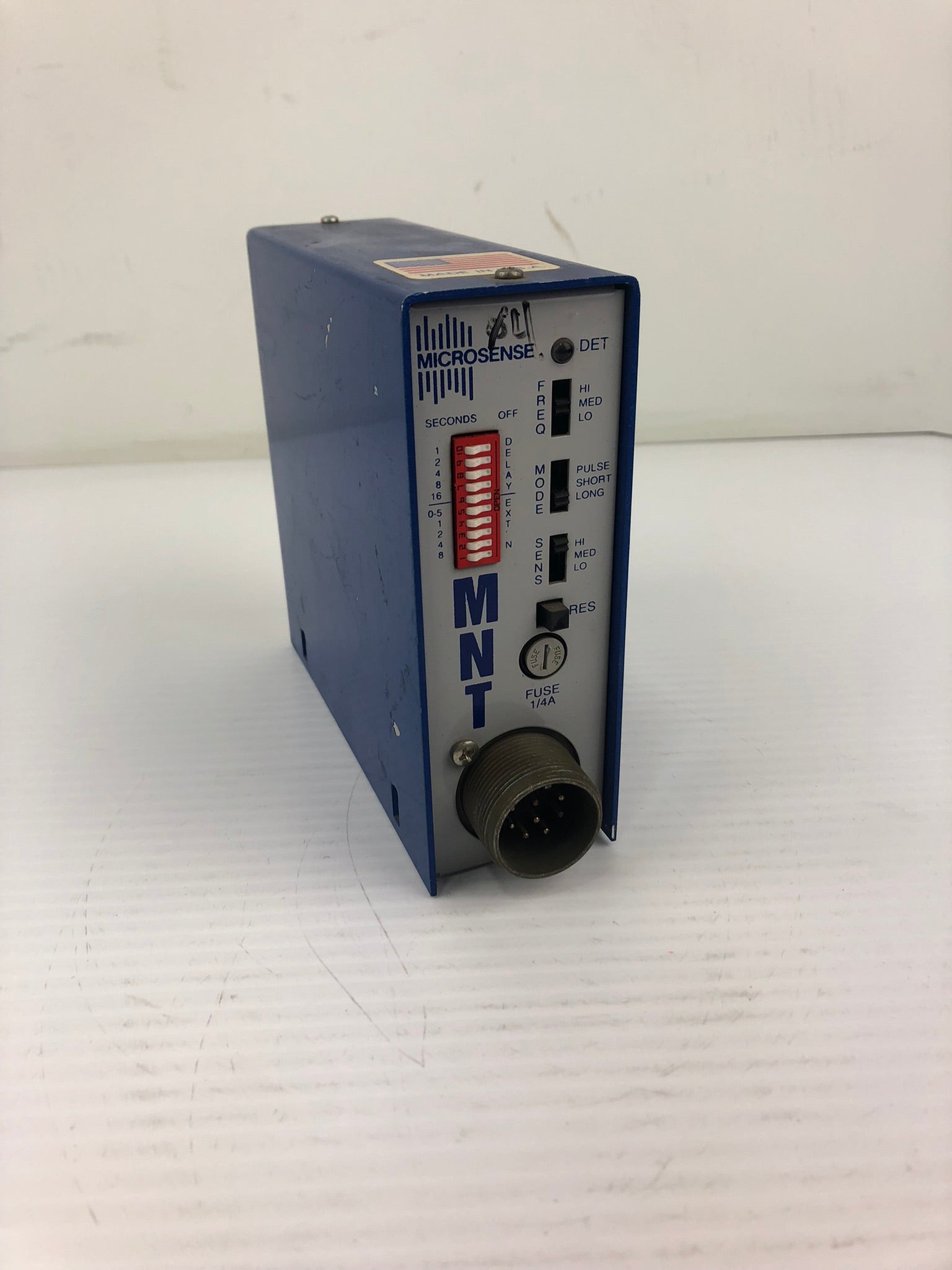 Microsense MN-T-M10-115 Vehicle Loop Traffic Control Detector ***