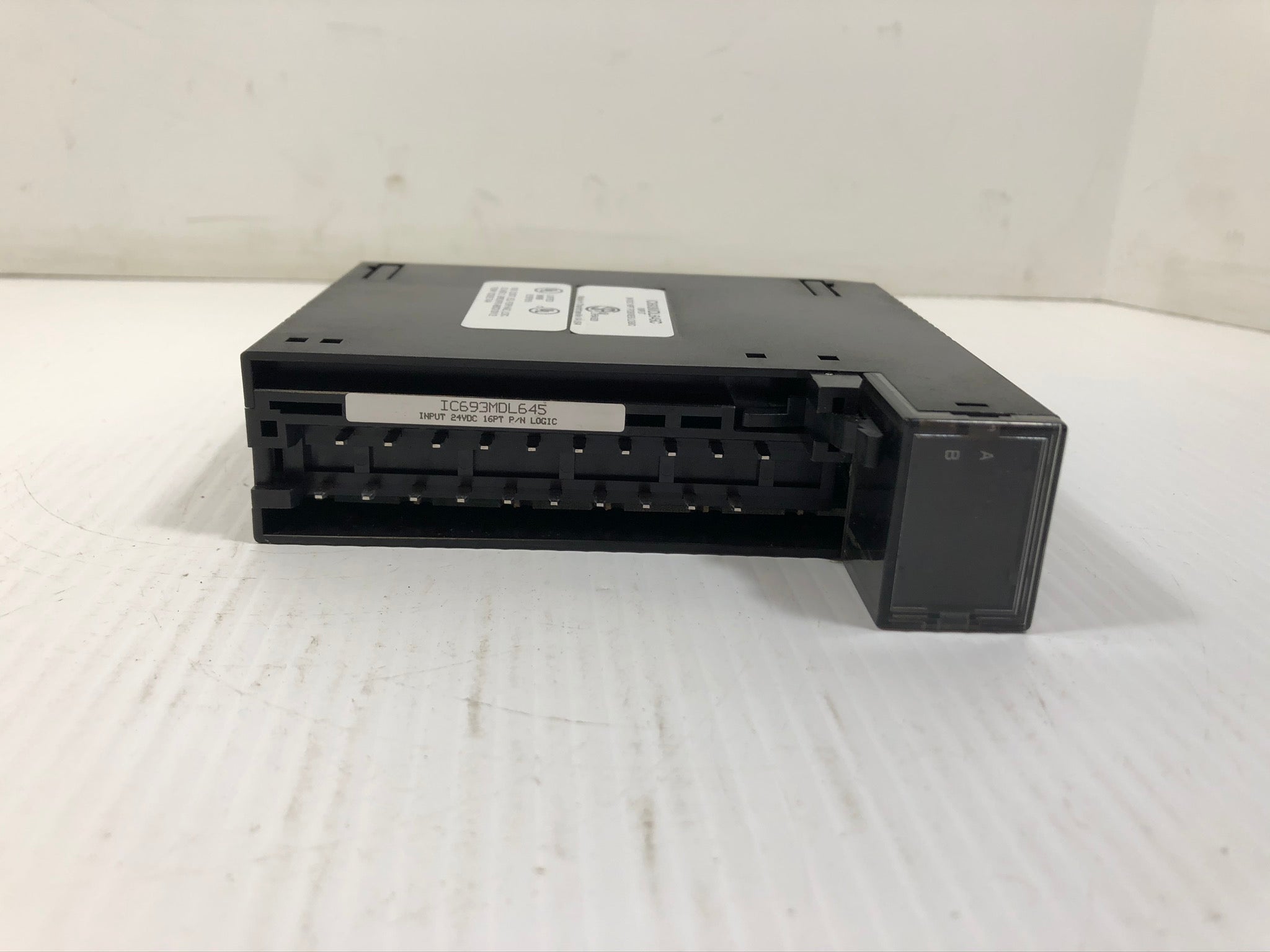 GE Fanuc IC693MDL645C Input Module 24VDC 16PT Pos/Neg Logic 0481777