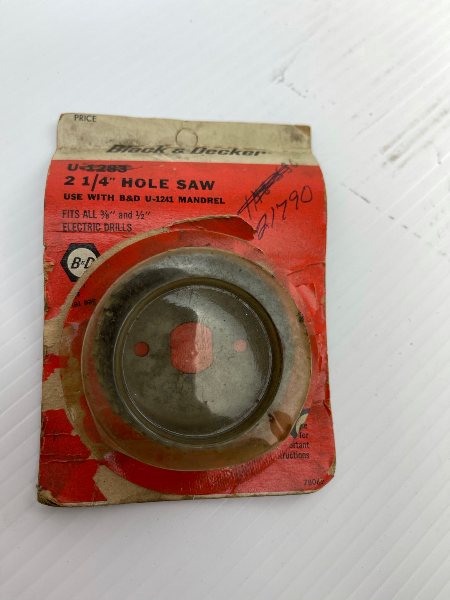 Black & Decker 2-1/4" Hole Saw Use With U-1241 Mandrel