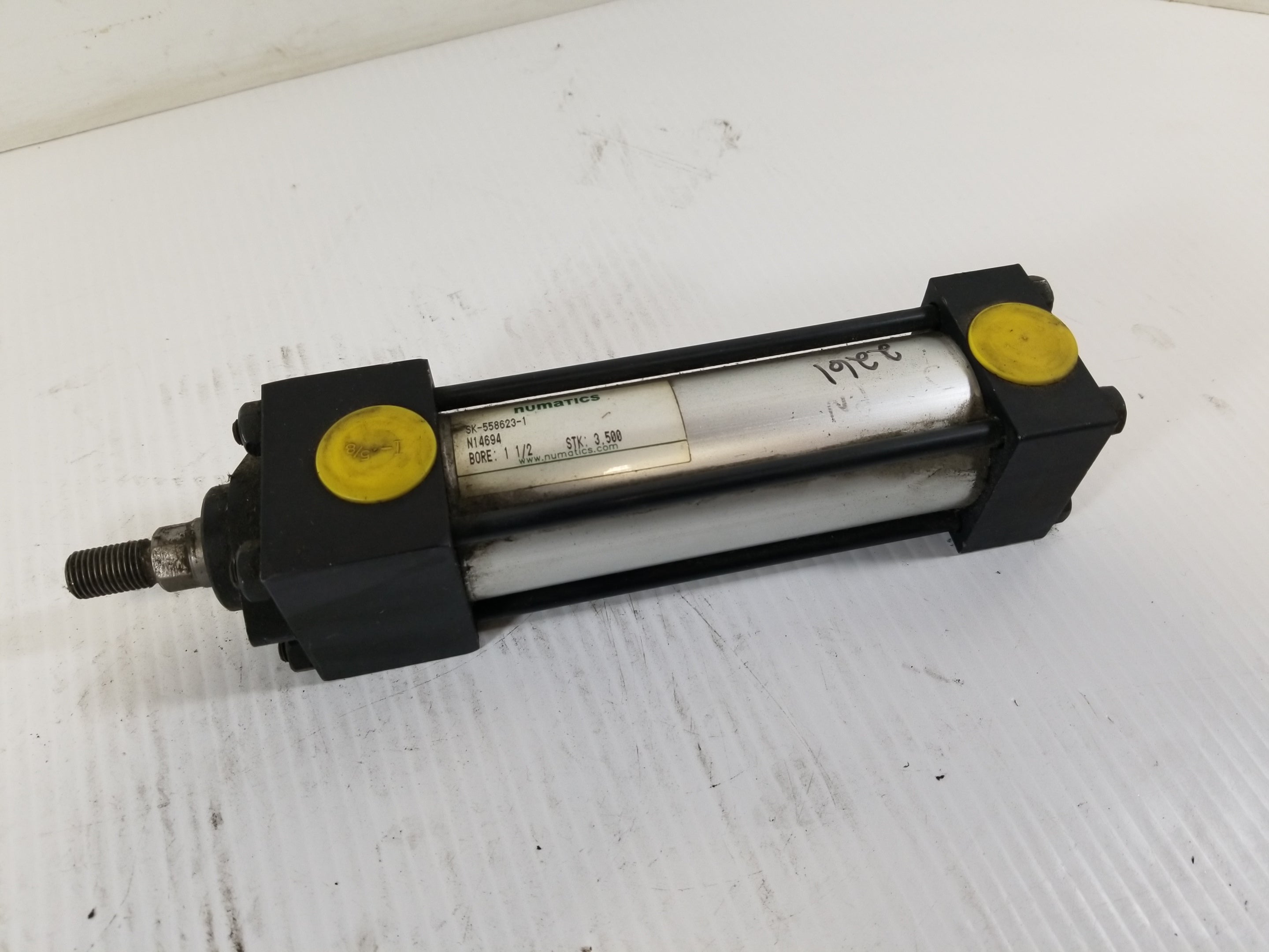 Numatics SK-558623-1 1-1/2X3.5" Pneumatic Cylinder