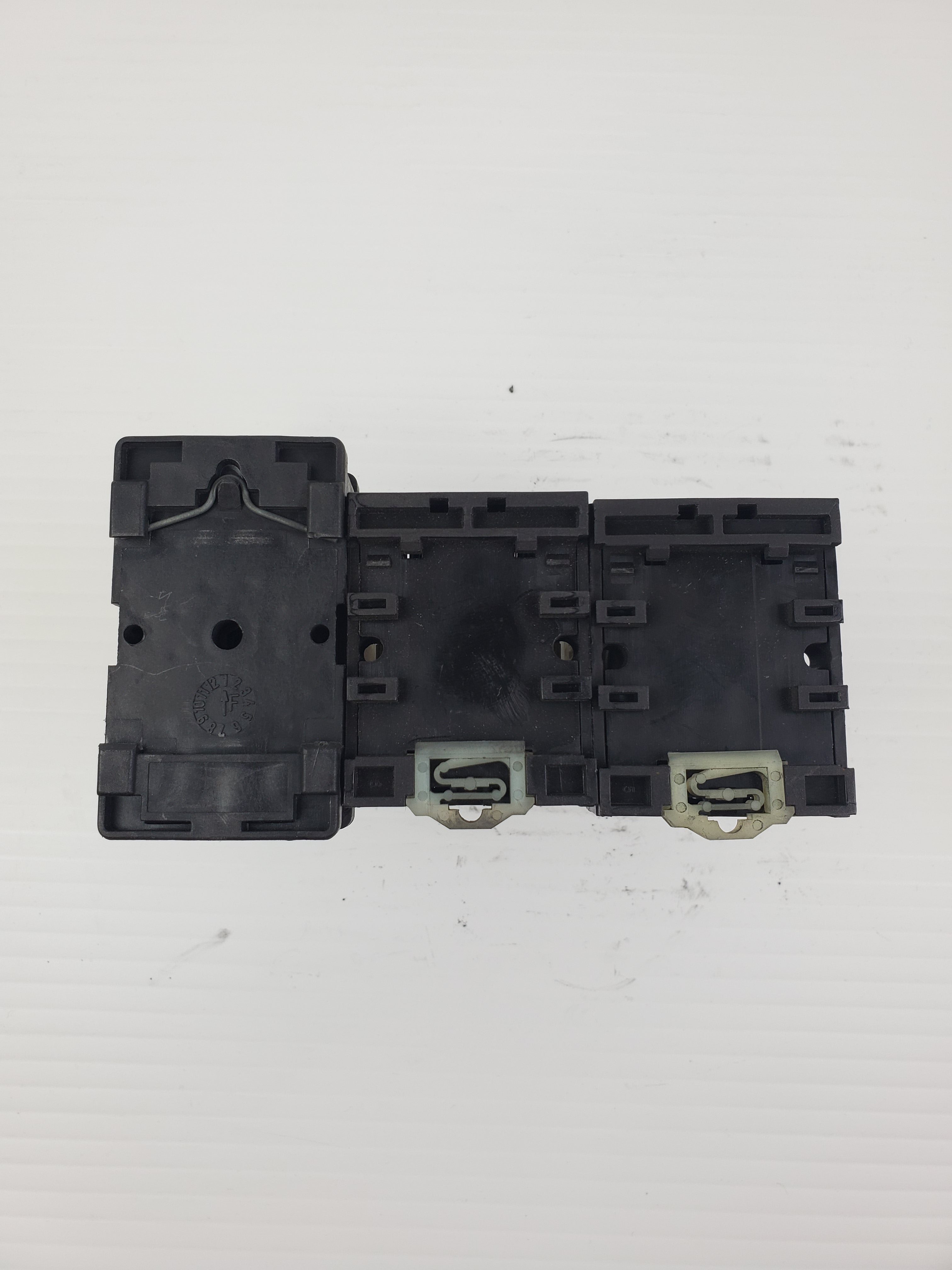 Allen-Bradley 700-HA32Z24 Series A 24VDC Relay With Socket - Lot of 3