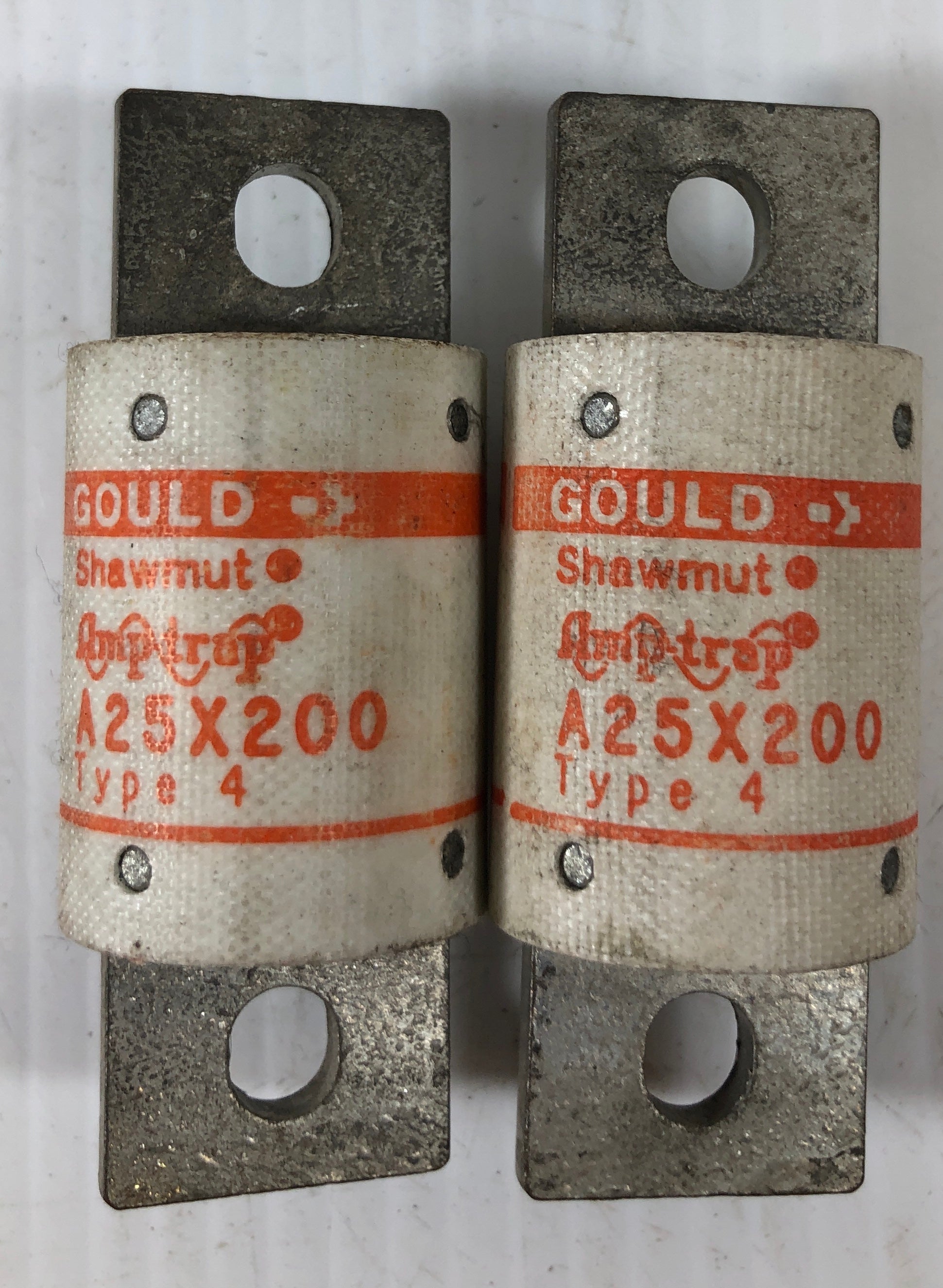 Gould Shawmut A25X200 Fuse - Lot of 2
