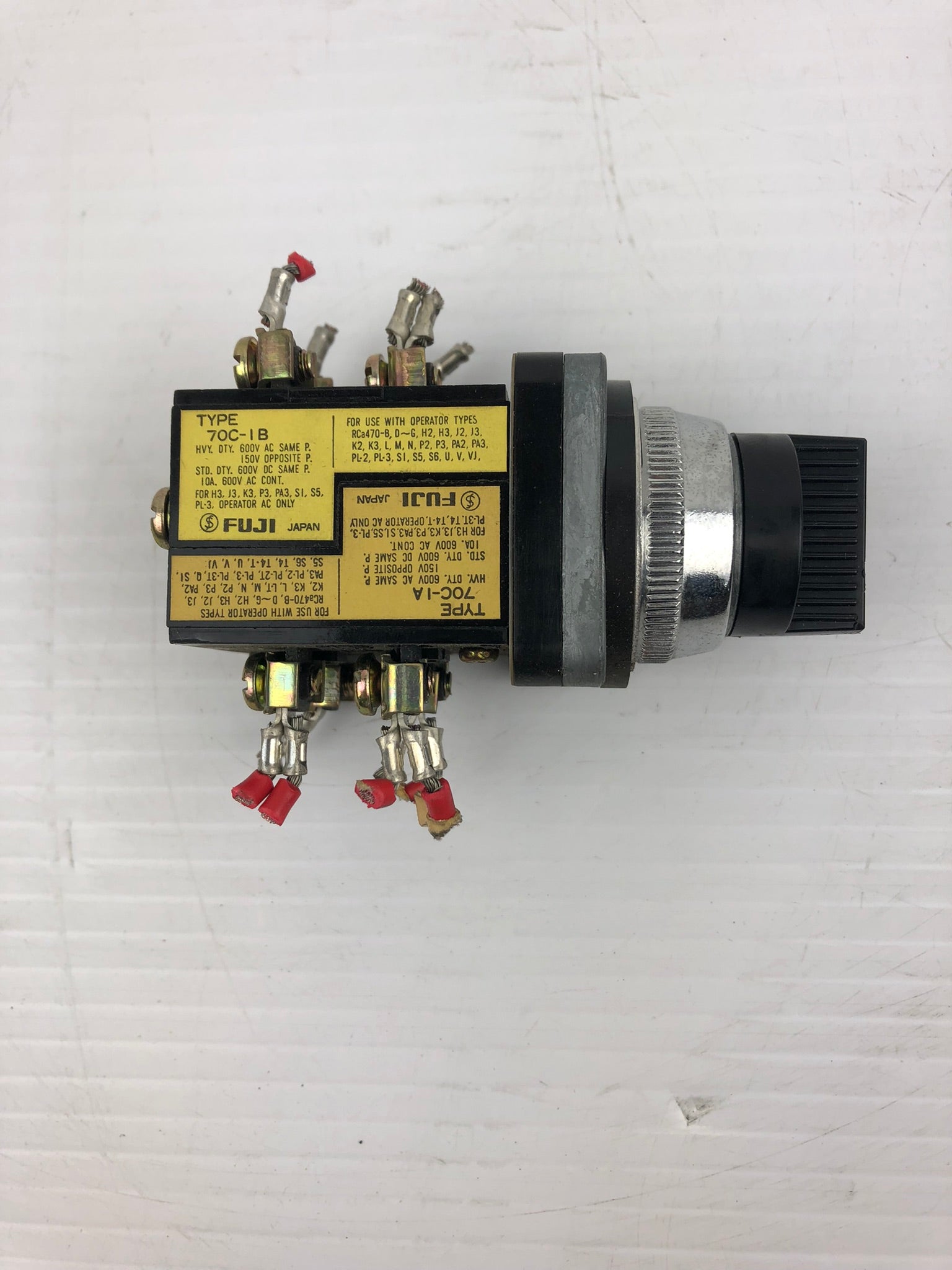 Fuji 70C-IB 70C-IA Selector Switch Black 600VAC