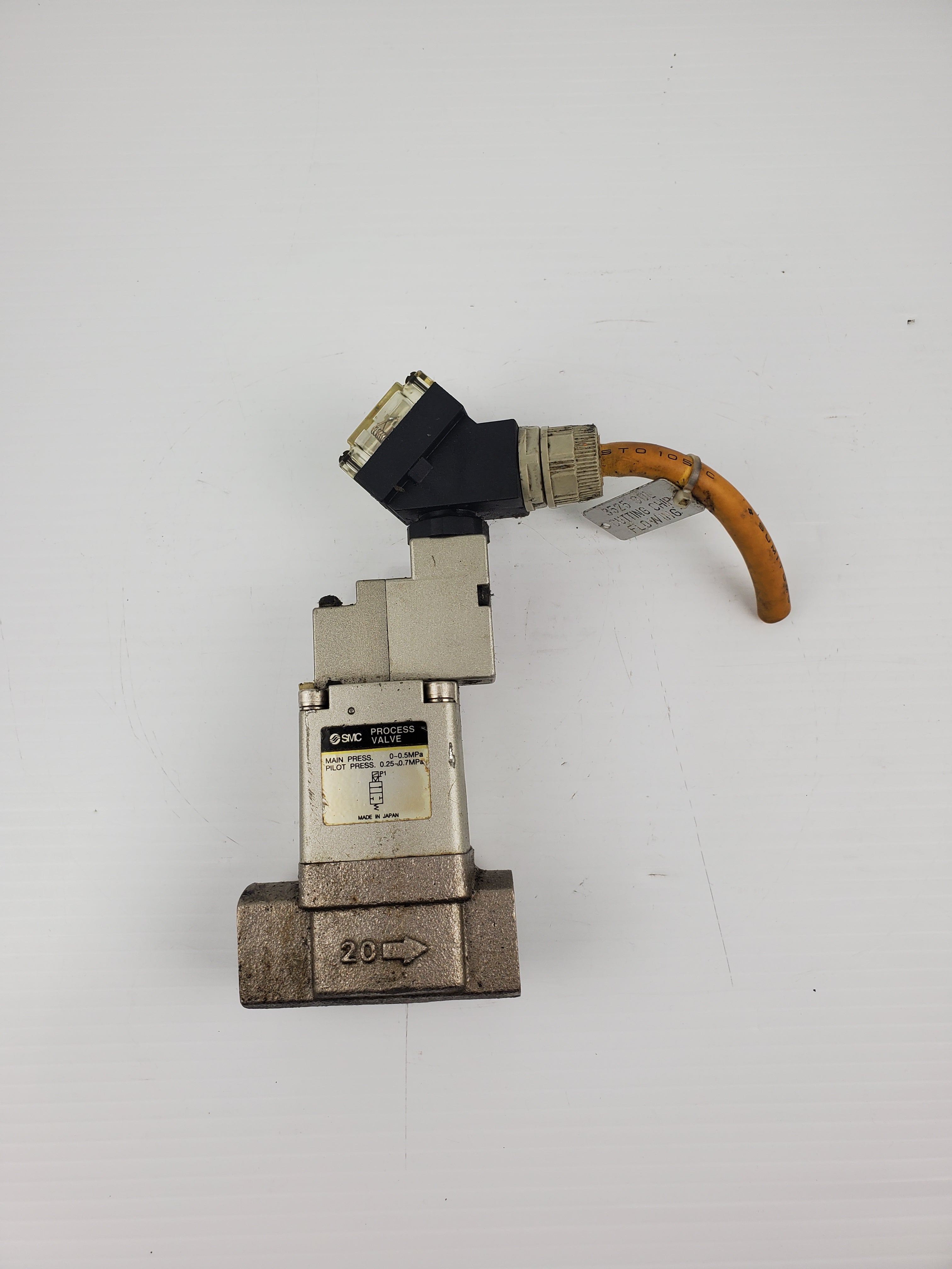 SMC VO301-003TZ-X302 Solenoid Valve with Process Valve 110VAC 50/60 Hz